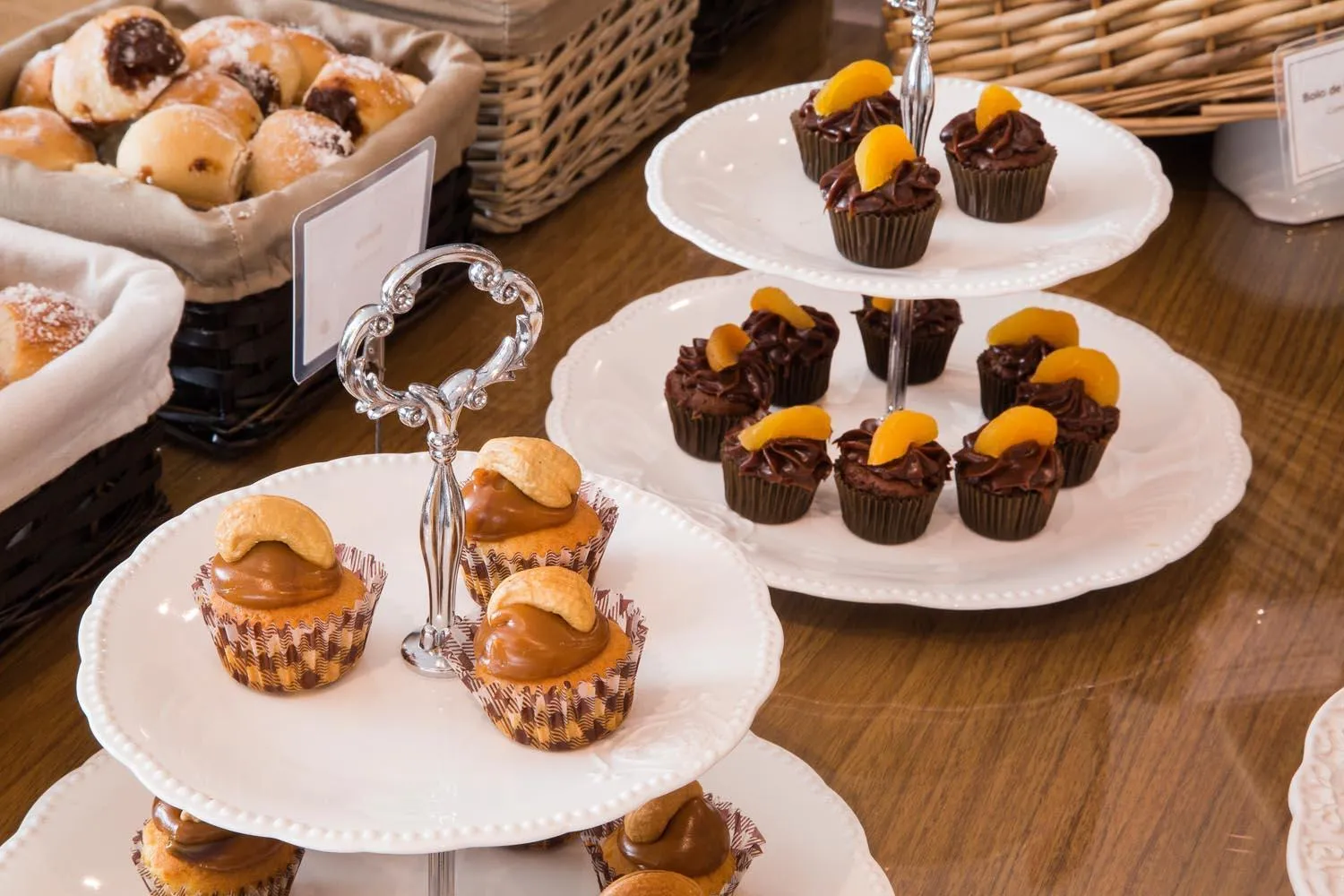 Continental breakfast in Hotel Araucaria Flat Araraquara