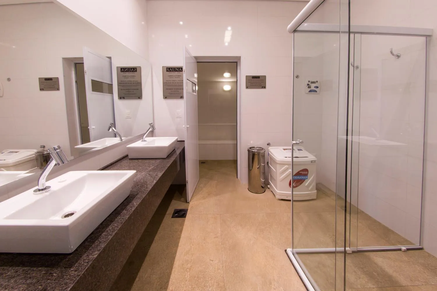 Sauna, Bed in Hotel Araucaria Flat Araraquara