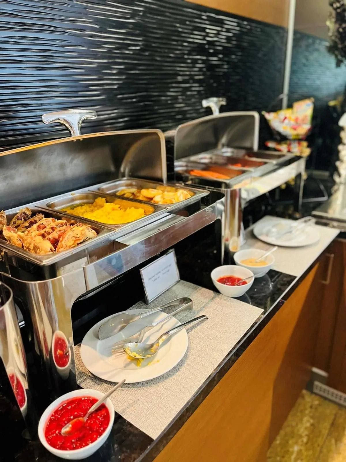 Breakfast in Mikado Hotel