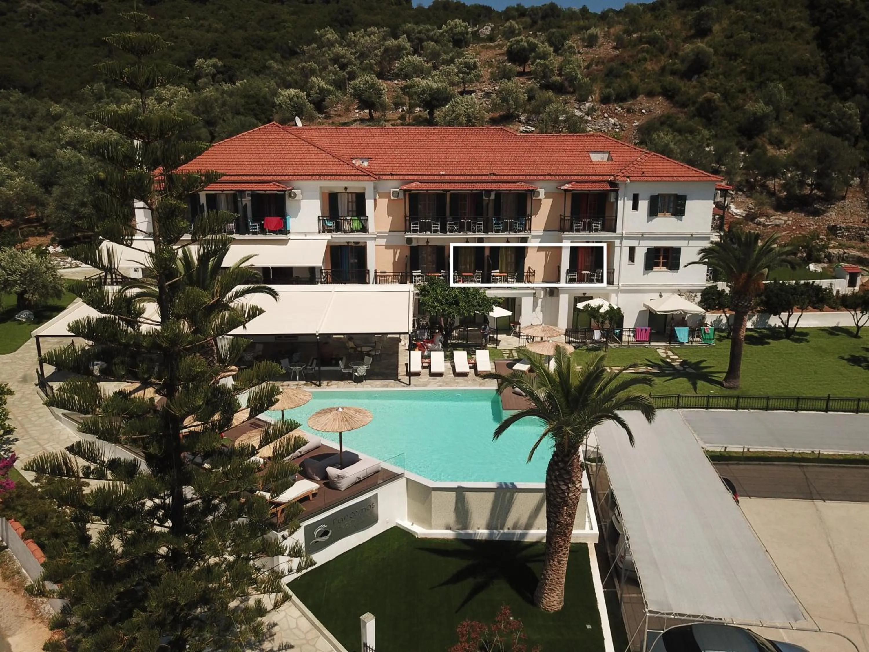 Property building in Panormos Beach Hotel Skopelos
