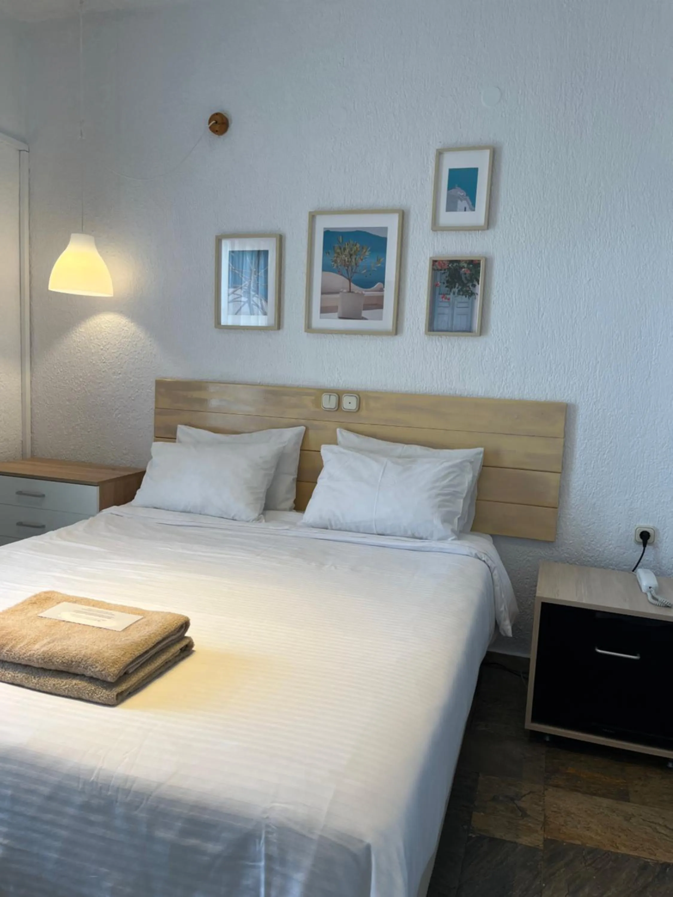 Bed in Panormos Beach Hotel Skopelos