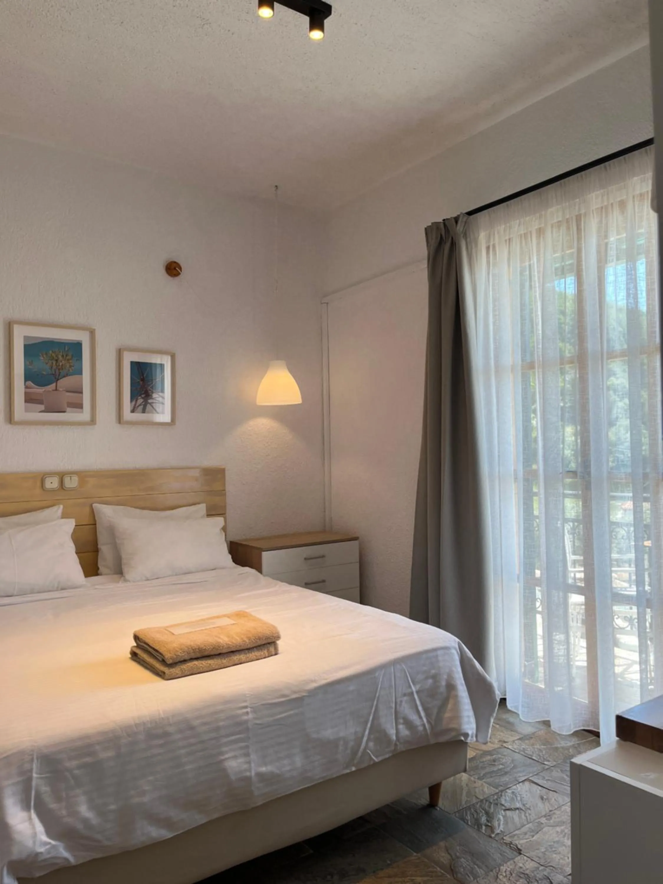 Bed in Panormos Beach Hotel Skopelos