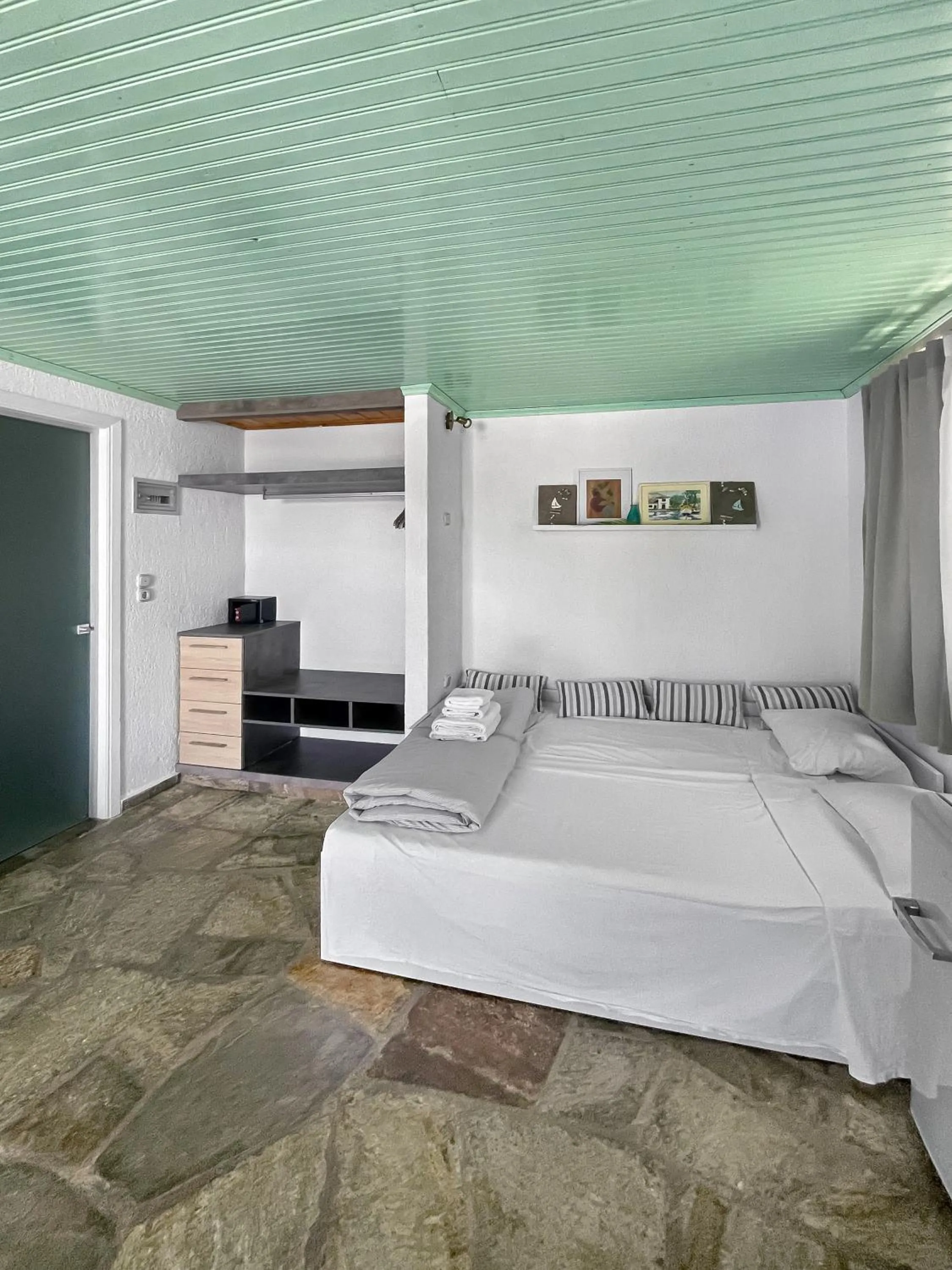 Bed in Panormos Beach Hotel Skopelos