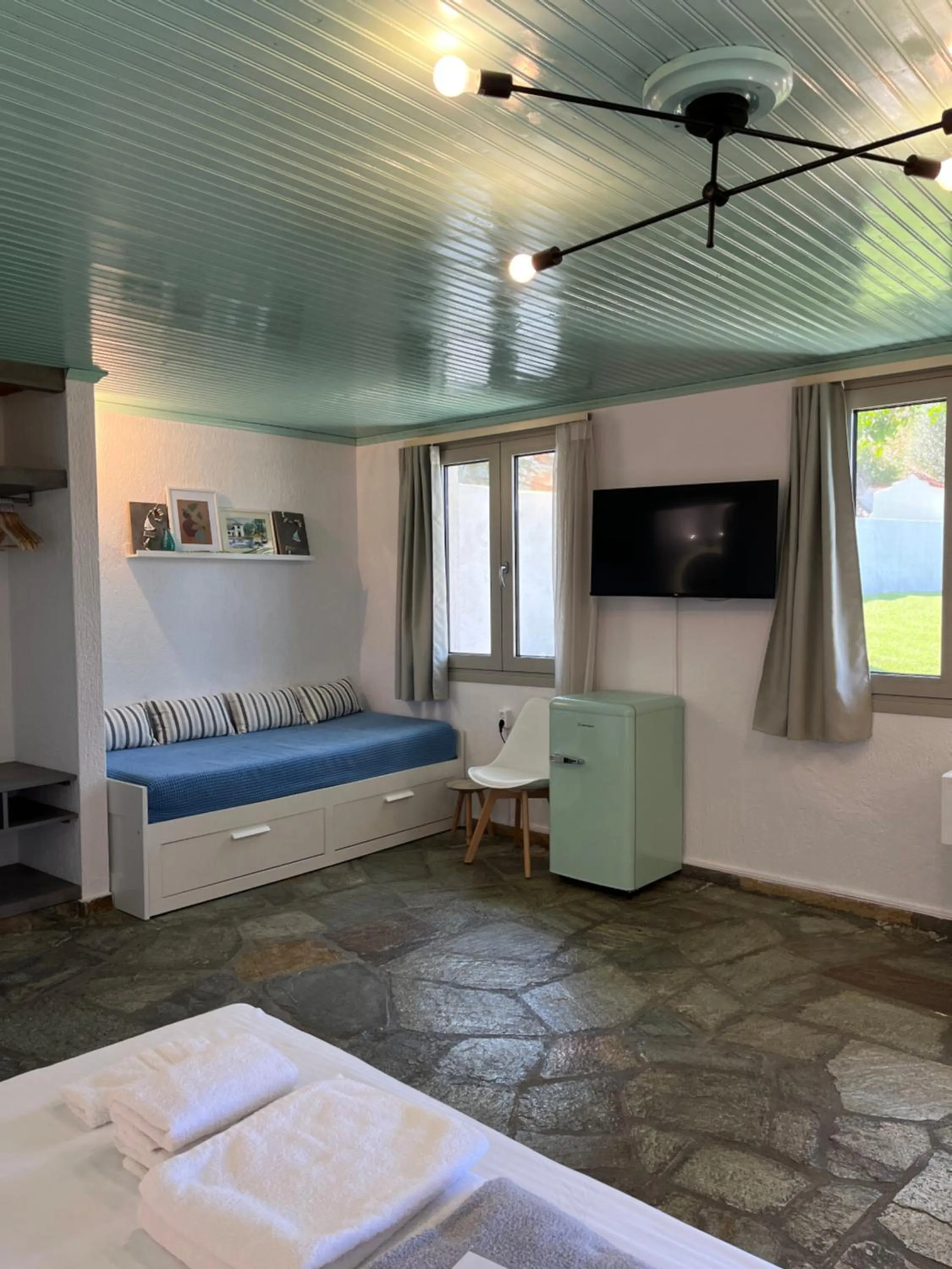 Bed in Panormos Beach Hotel Skopelos