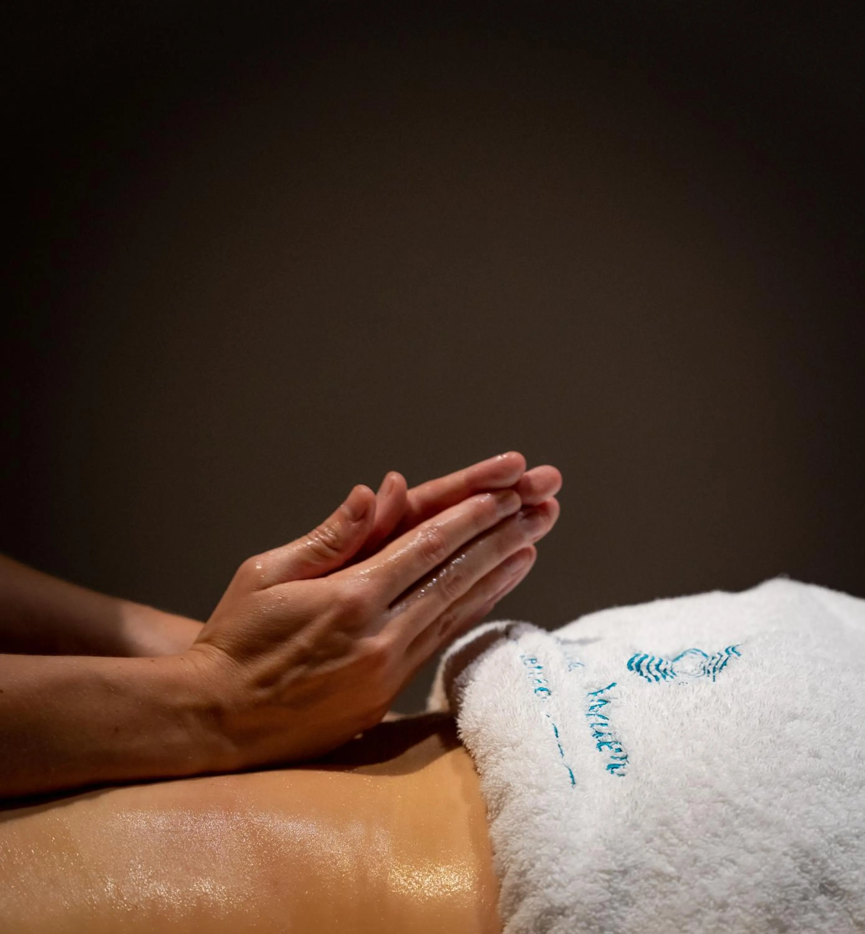 Massage in Crystal Waters