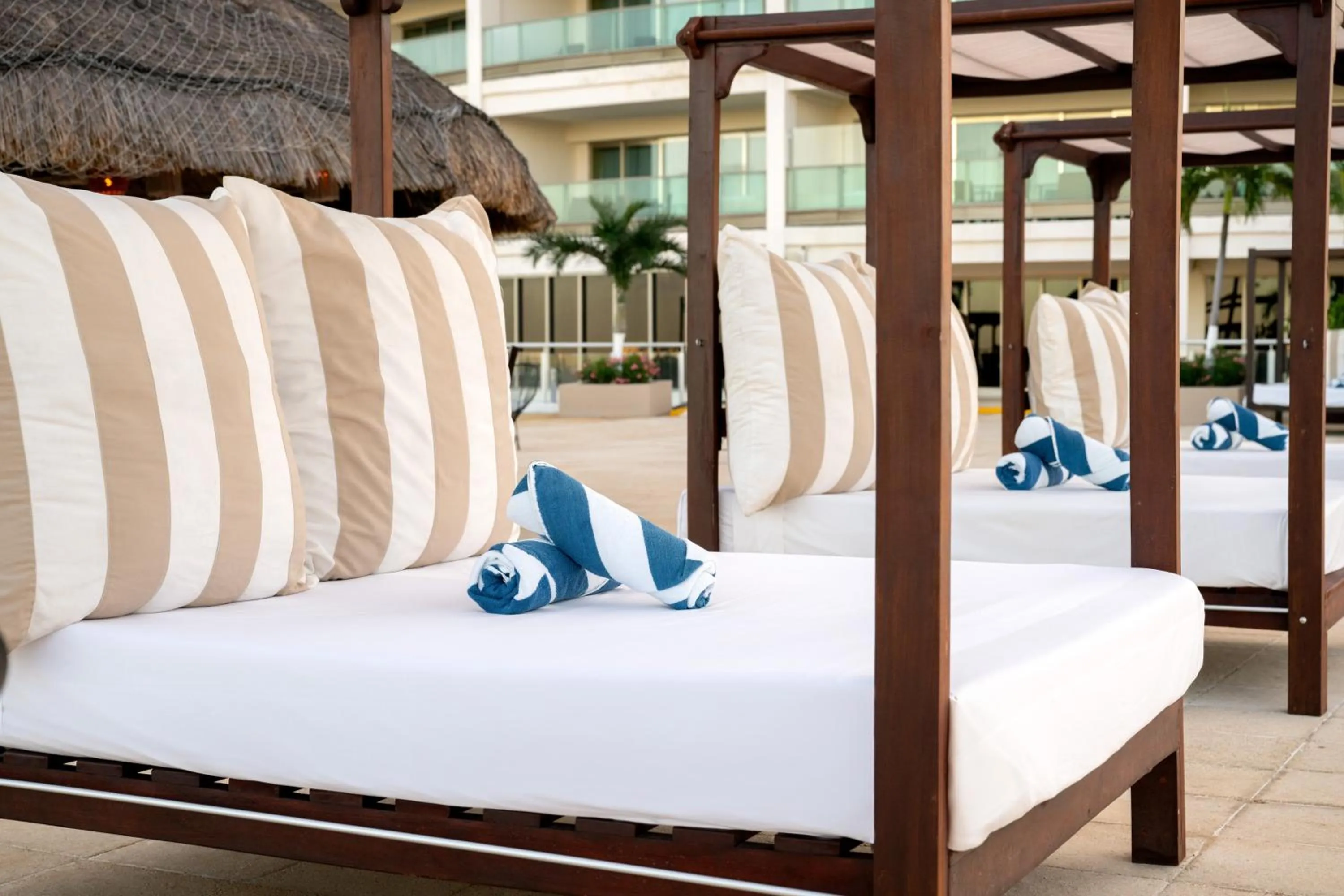 sunbed, Bed in Seadust Cancun Family Resort - All Inclusive