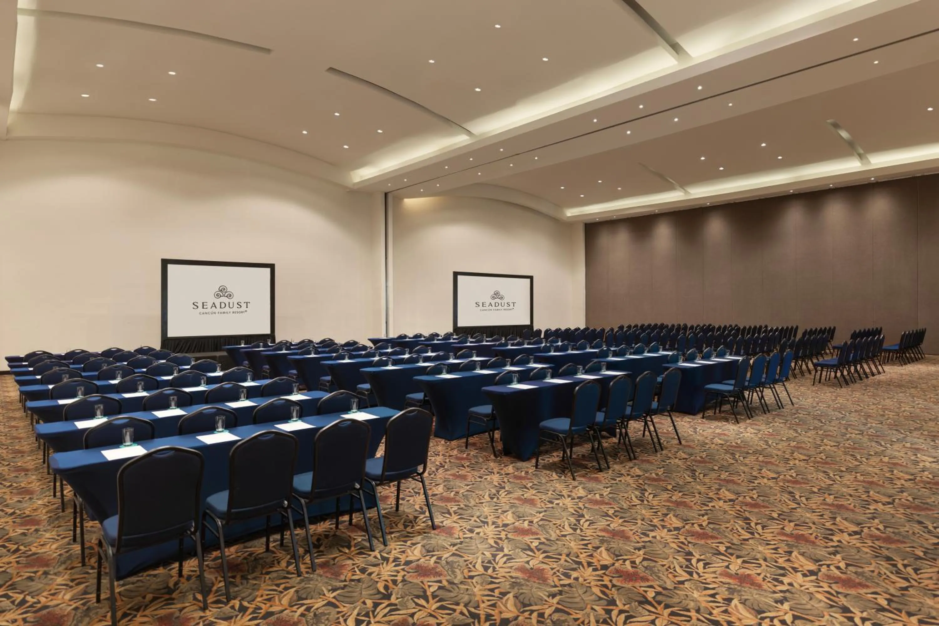 Meeting/conference room in Seadust Cancun Family Resort - All Inclusive