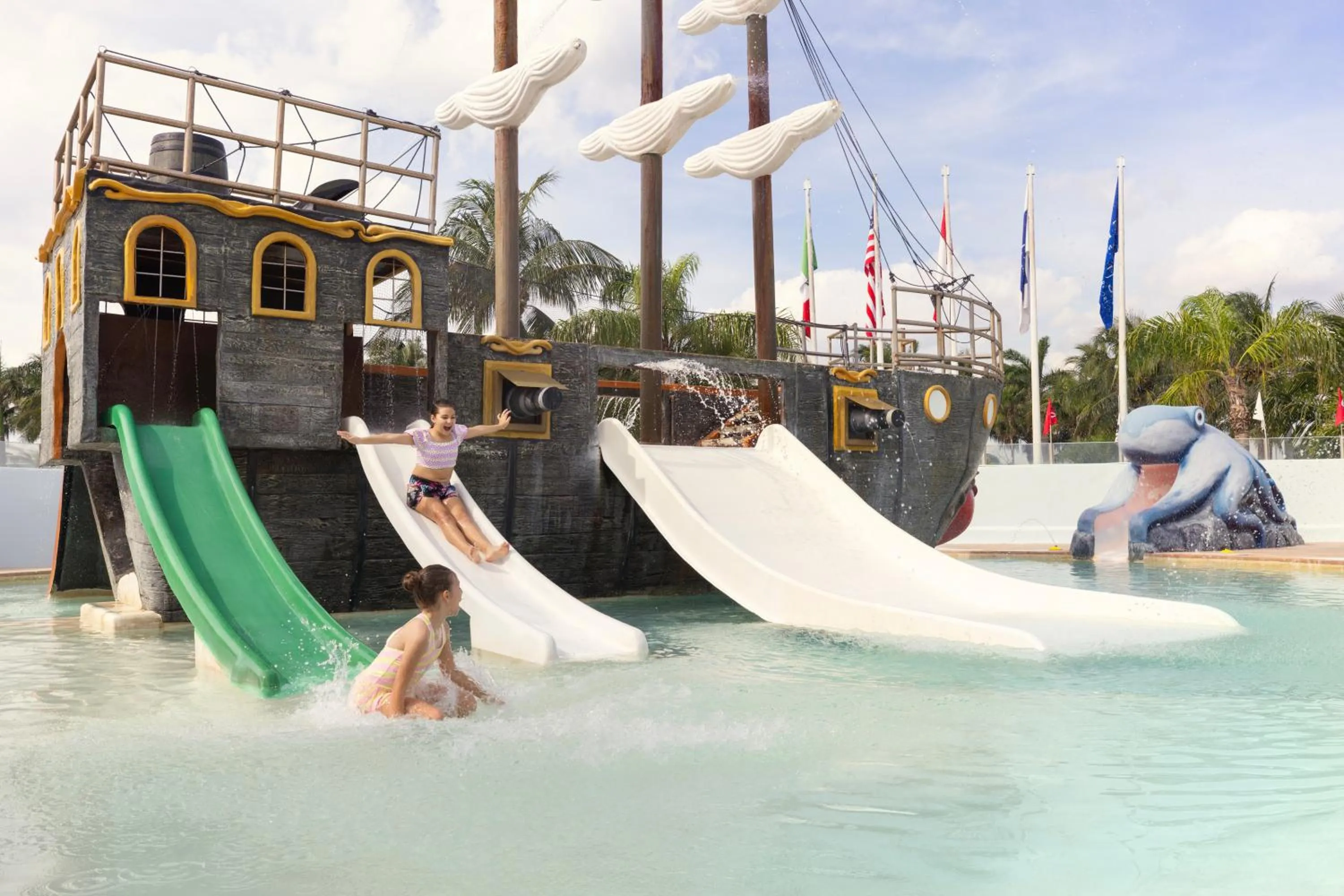 Aqua park in Seadust Cancun Family Resort - All Inclusive