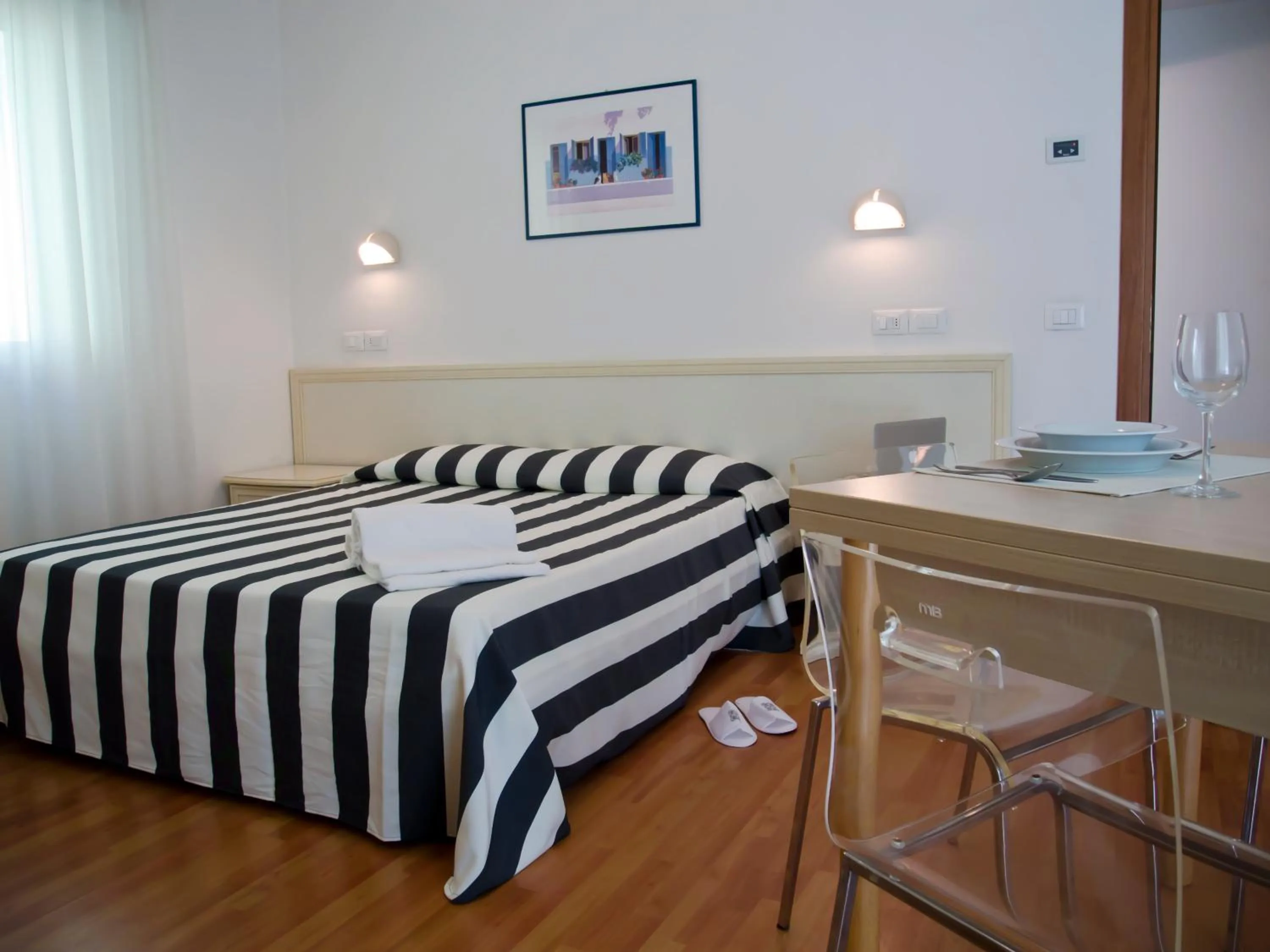 Photo of the whole room, Bed in Residence Divina