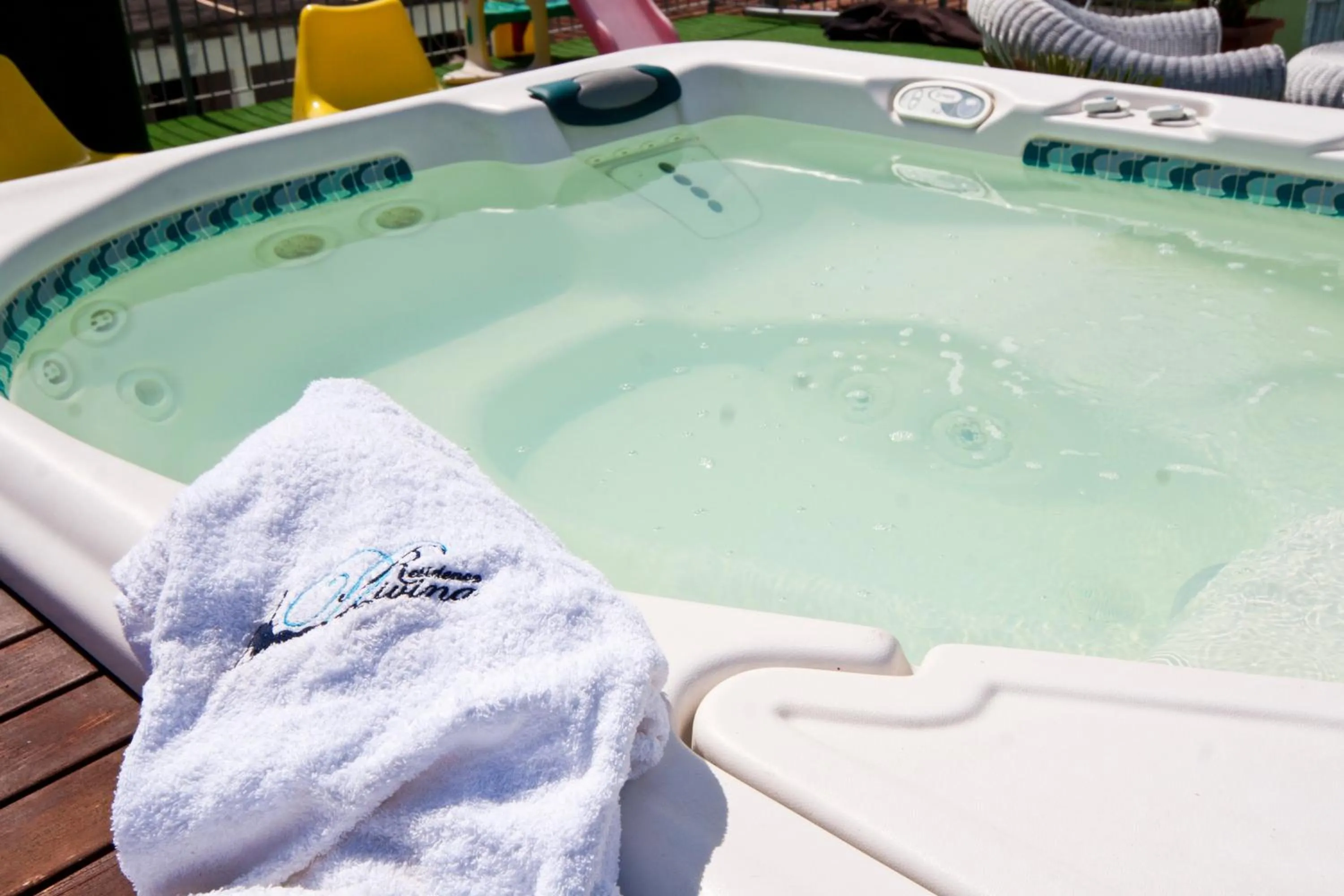 Day in Residence Divina