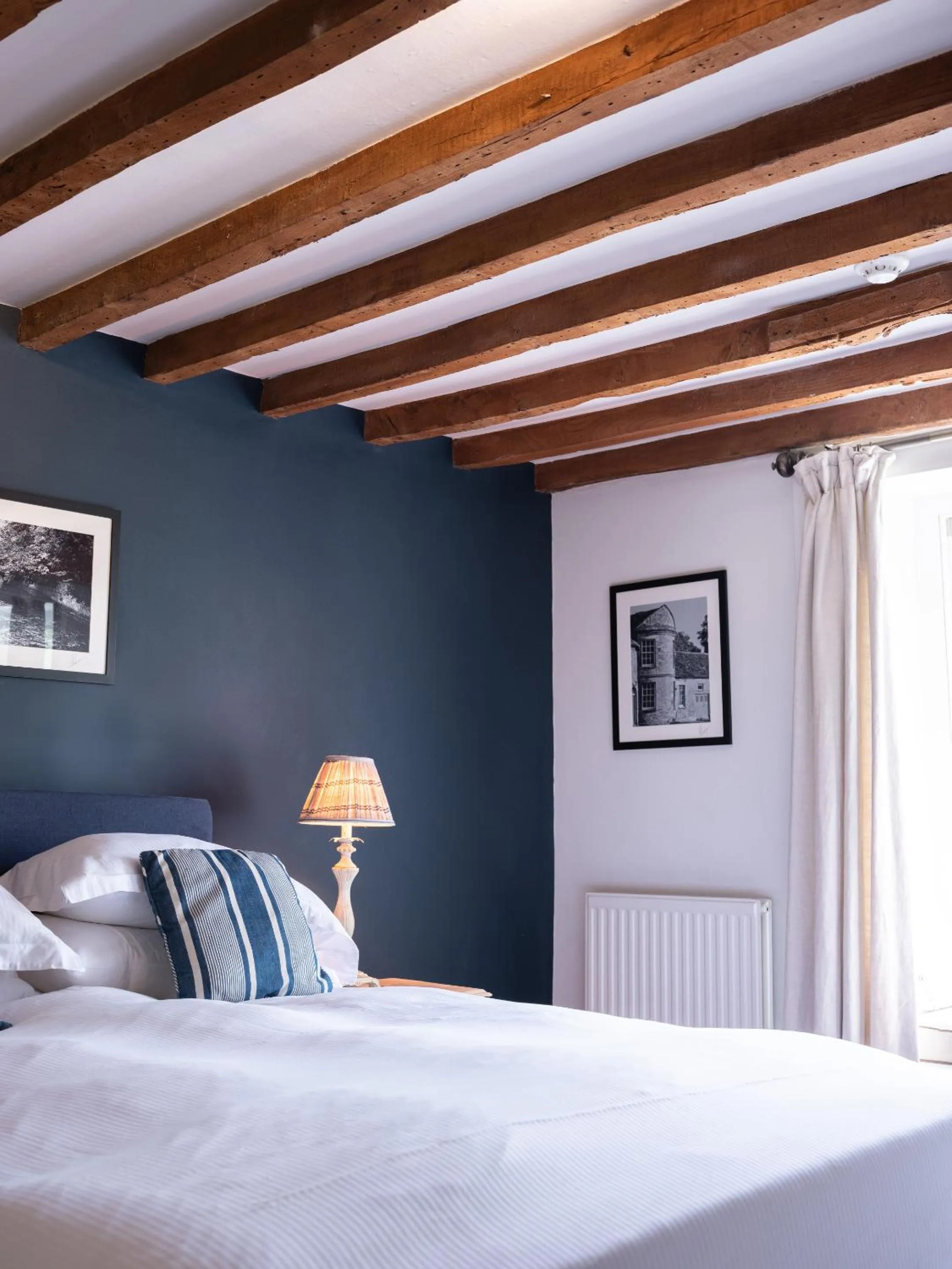 Bedroom, Bed in New Inn at Coln