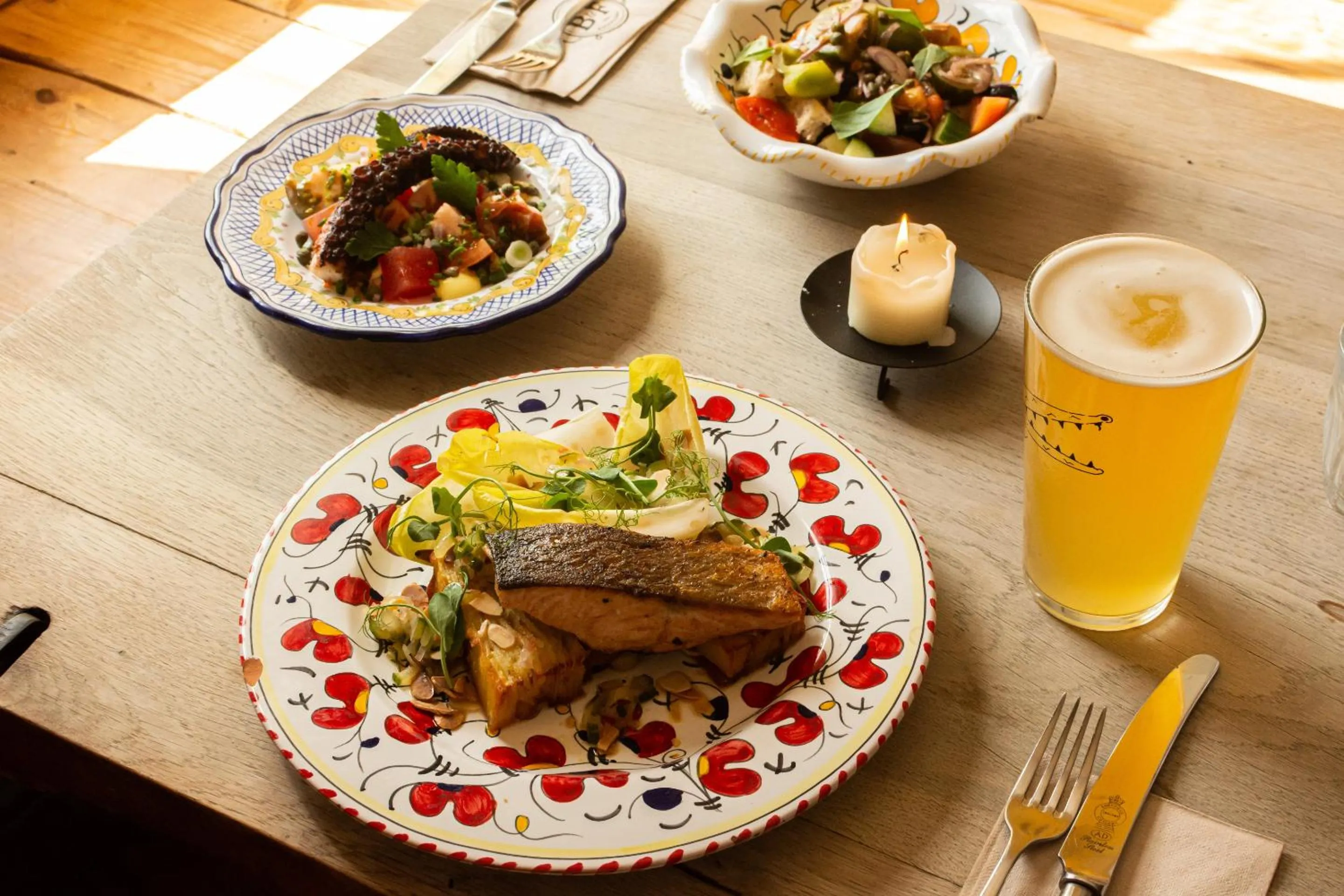 Food and drinks in New Inn at Coln