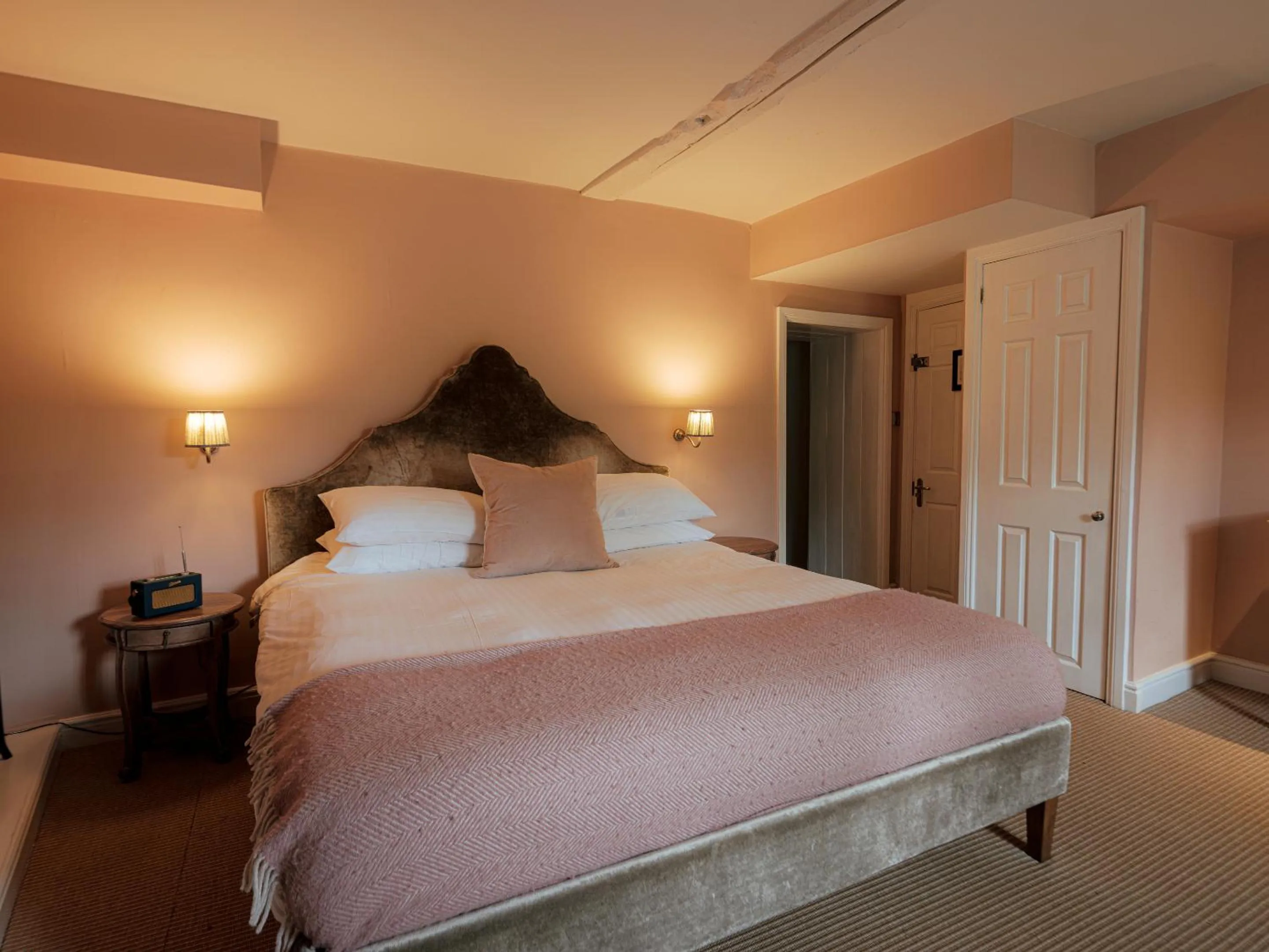 Bedroom, Bed in New Inn at Coln