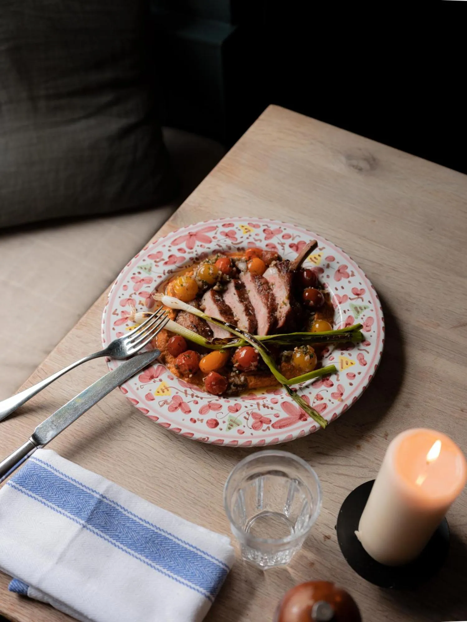 Food and drinks in New Inn at Coln