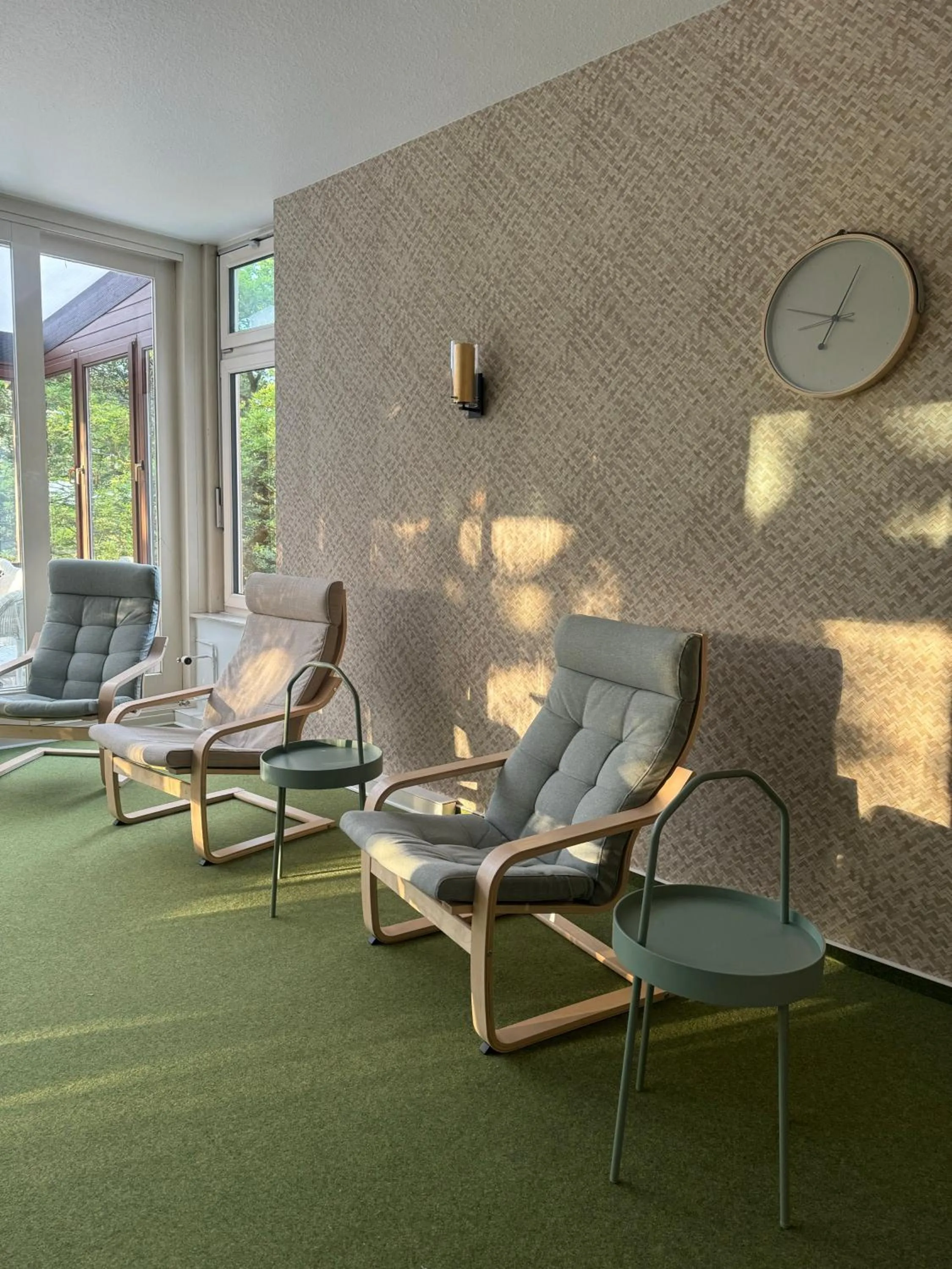 Communal lounge/ TV room in Waldhotel Bad Münstereifel