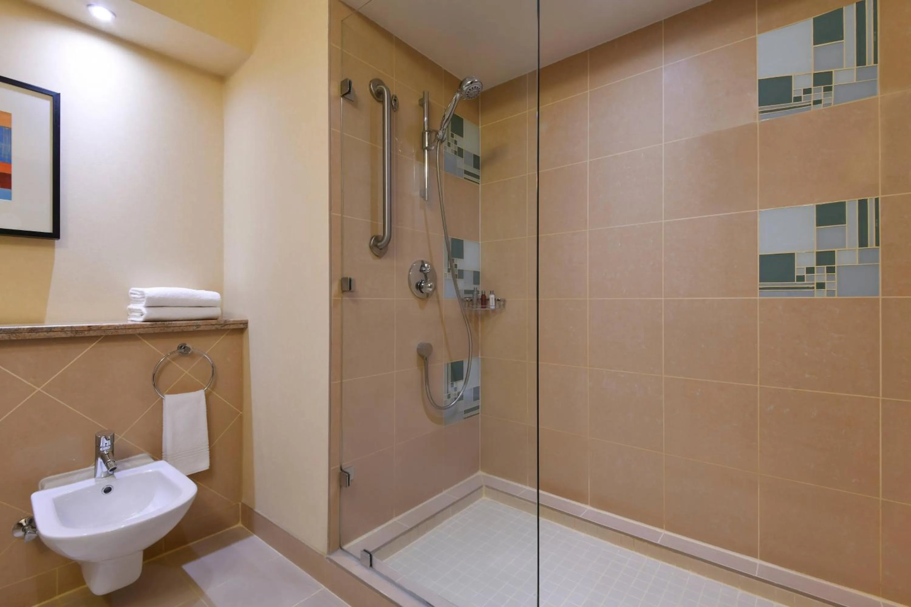 Bathroom in Marriott Marquis City Center Doha Hotel