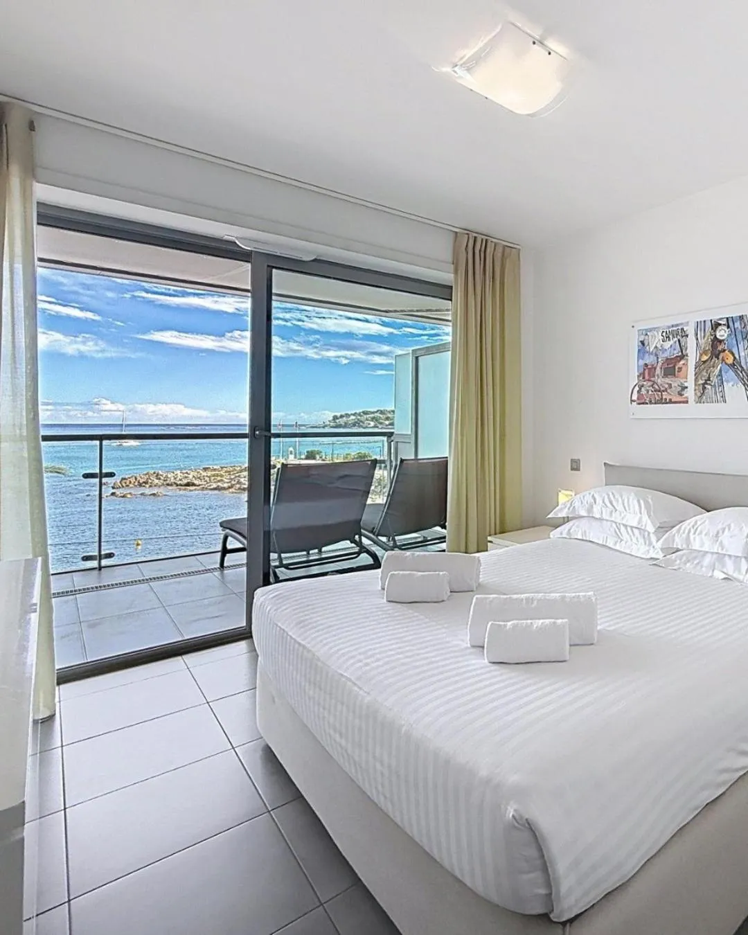 Bed in Royal Antibes - Luxury Hotel, Résidence, Beach & Spa