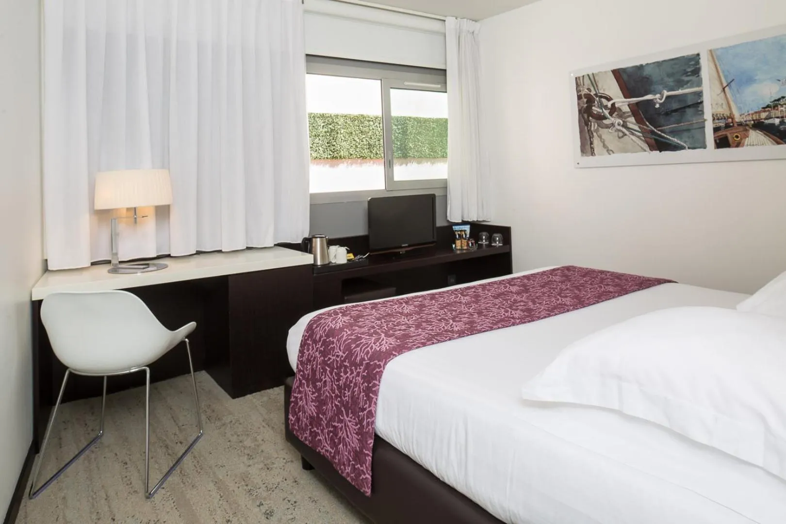 Bedroom, Bed in Royal Antibes - Luxury Hotel, Résidence, Beach & Spa