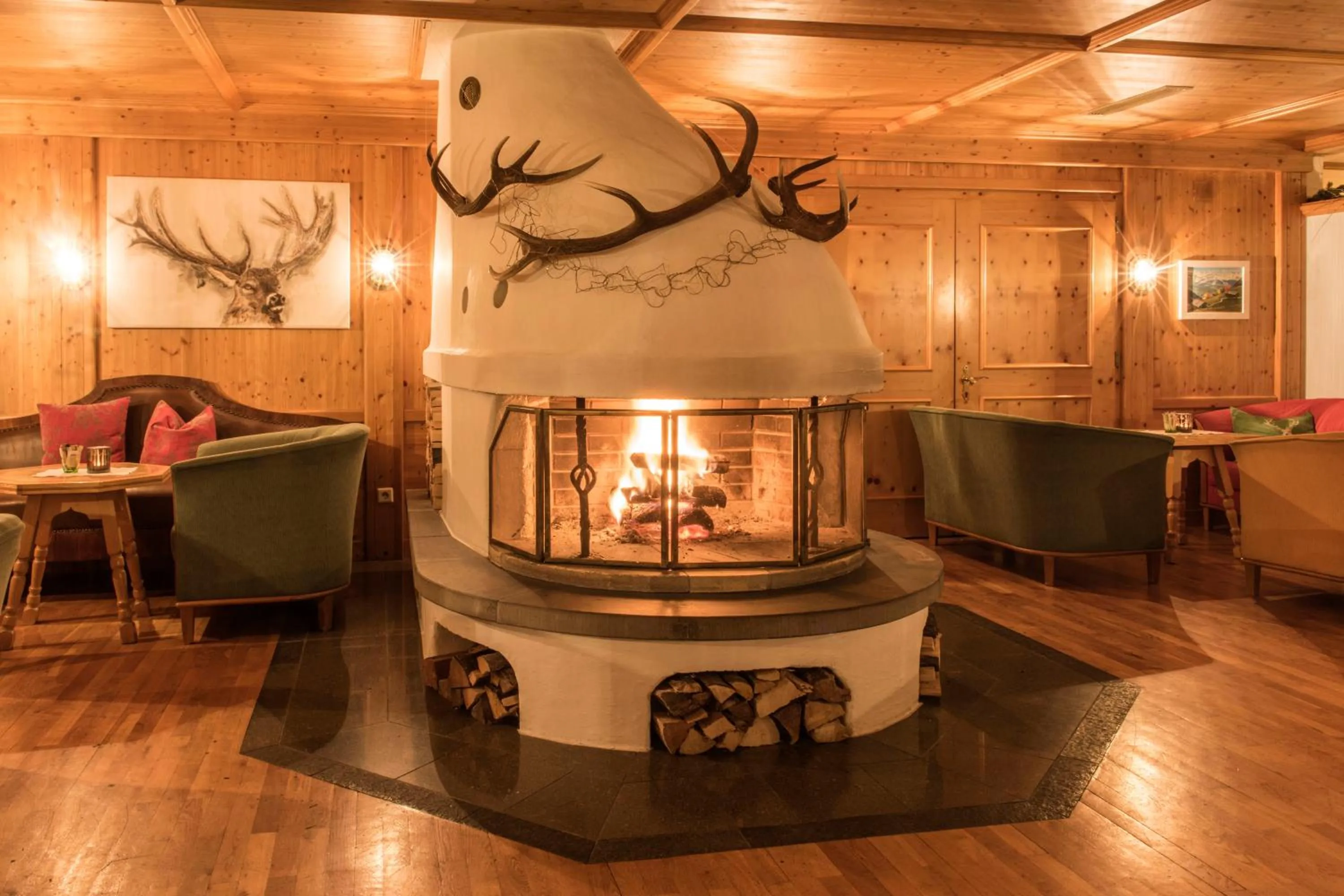 Lounge or bar in Hotel Montafoner Hof