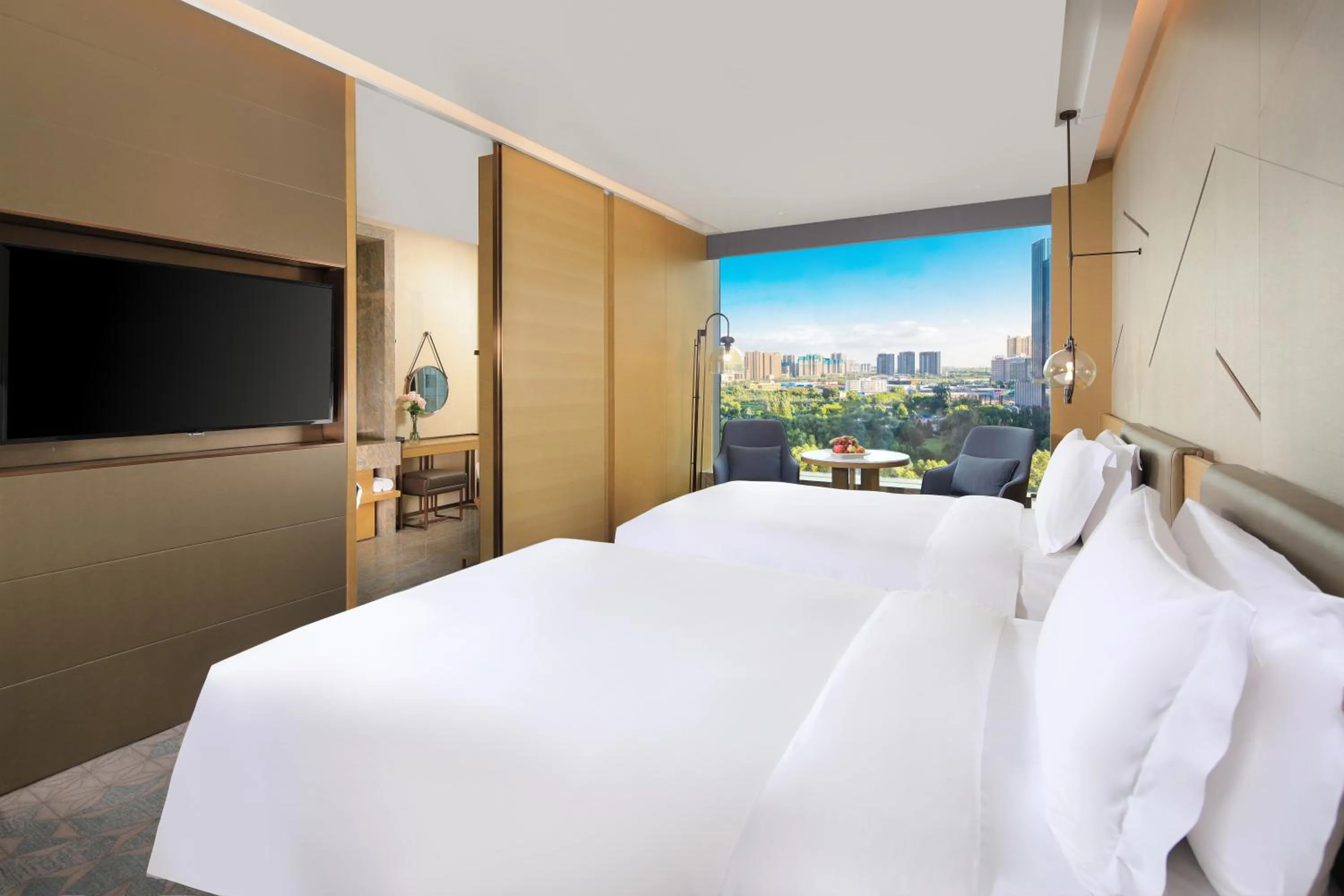 Photo of the whole room, Bed in InterContinental Taiyuan by IHG