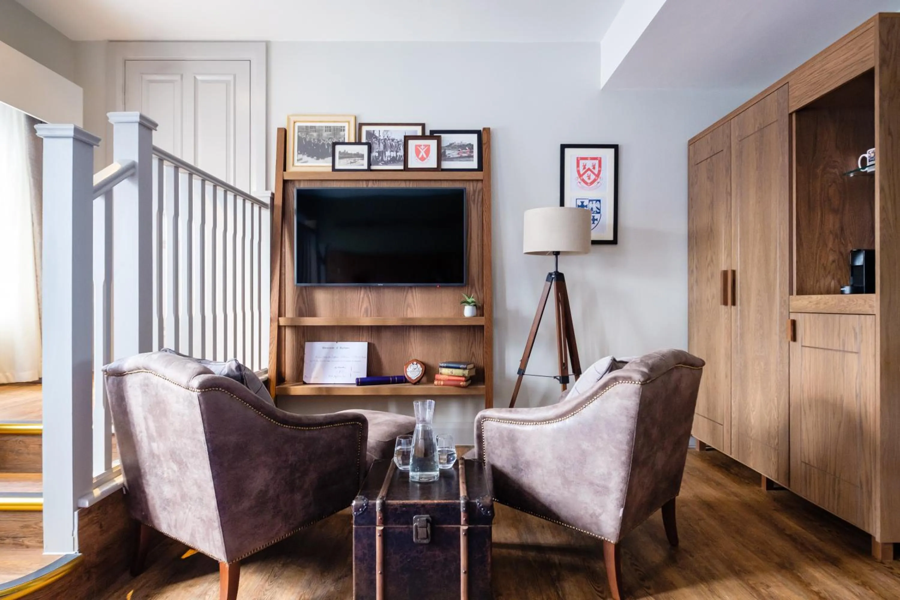 Seating area in Hotel Indigo - Durham by IHG