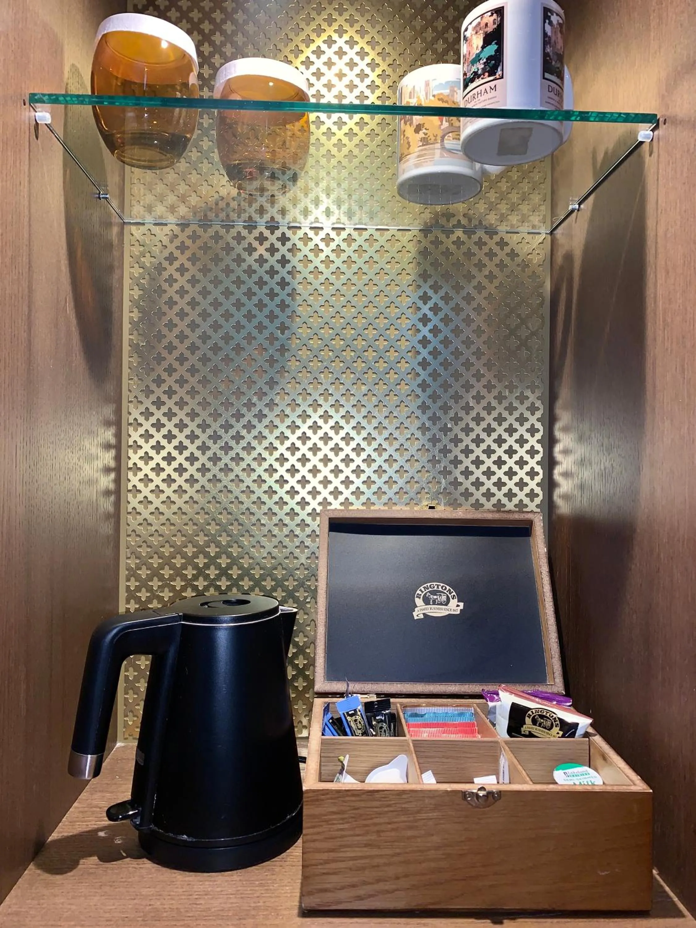 Coffee/tea facilities in Hotel Indigo - Durham by IHG