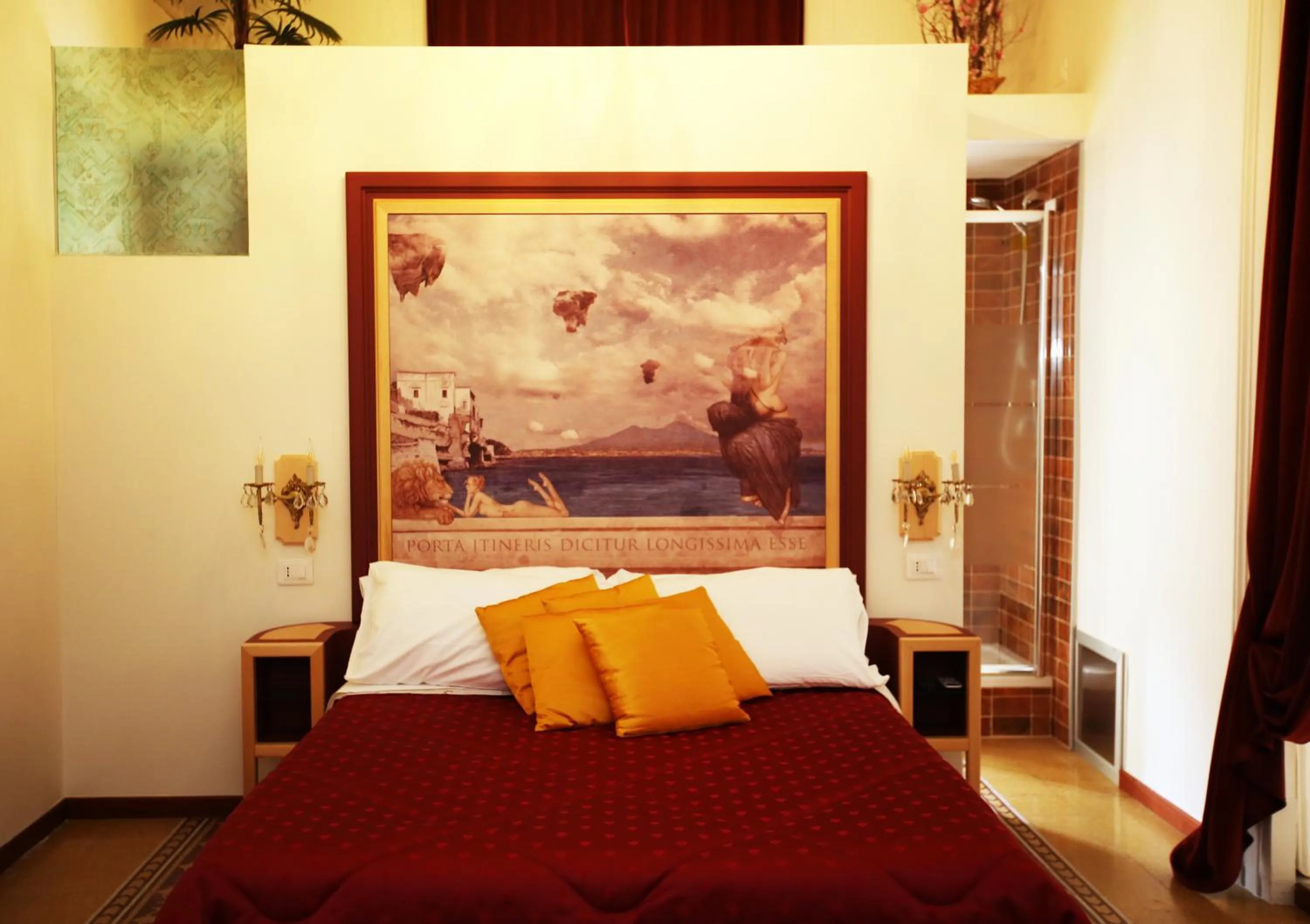 Photo of the whole room, Bed in La Bella Napoli B&B