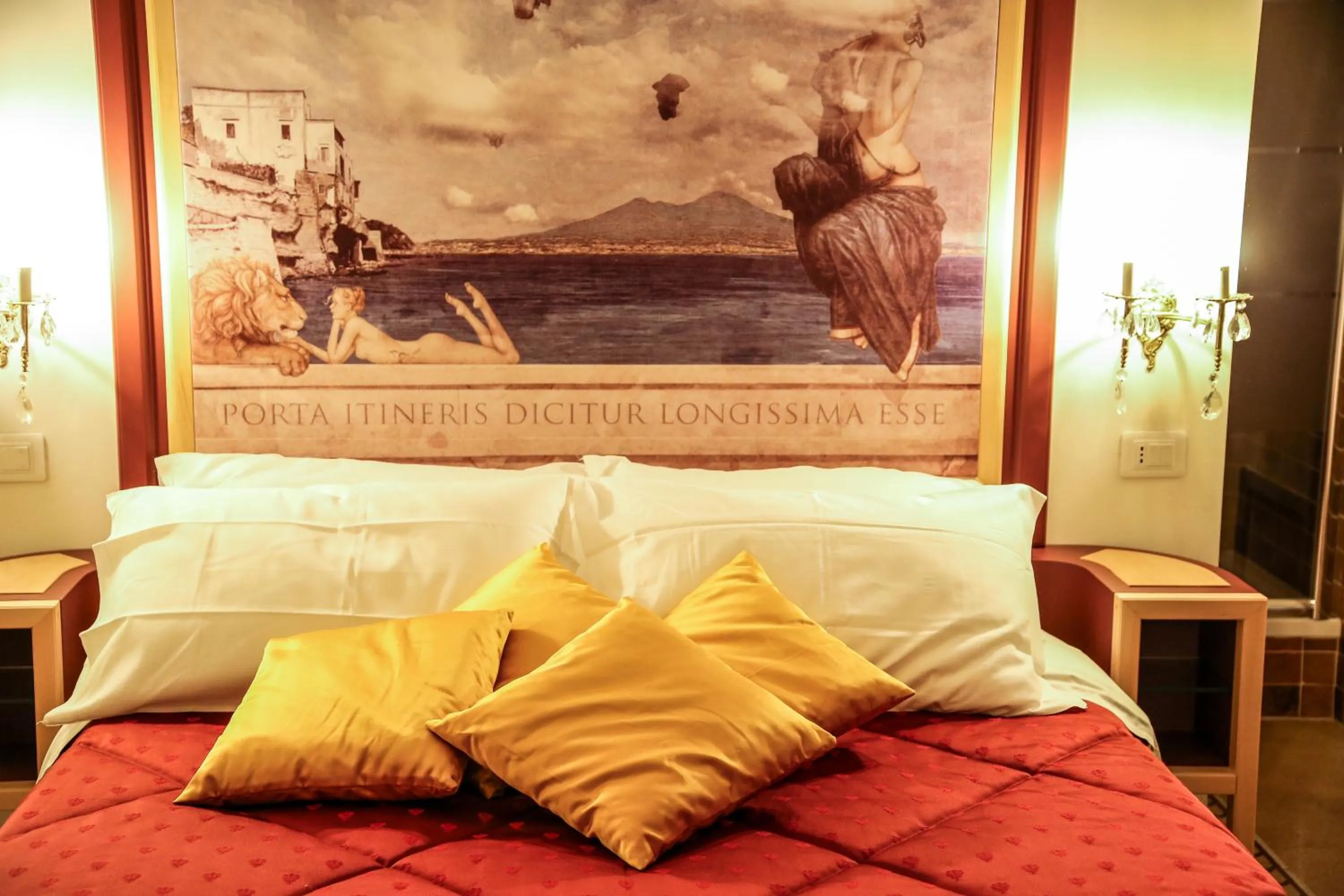 Bed in La Bella Napoli B&B