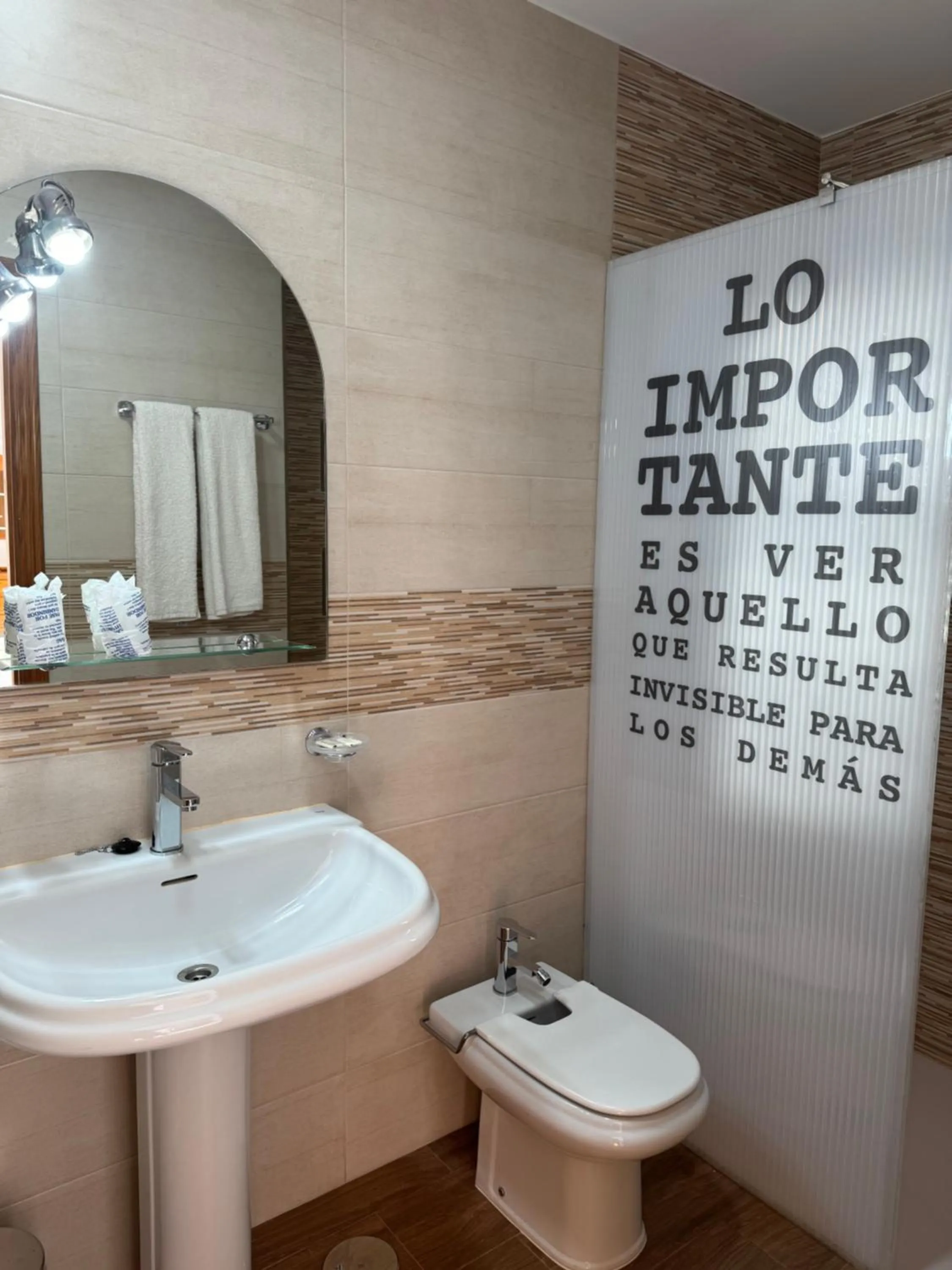 Bathroom in Hotel Mirasol