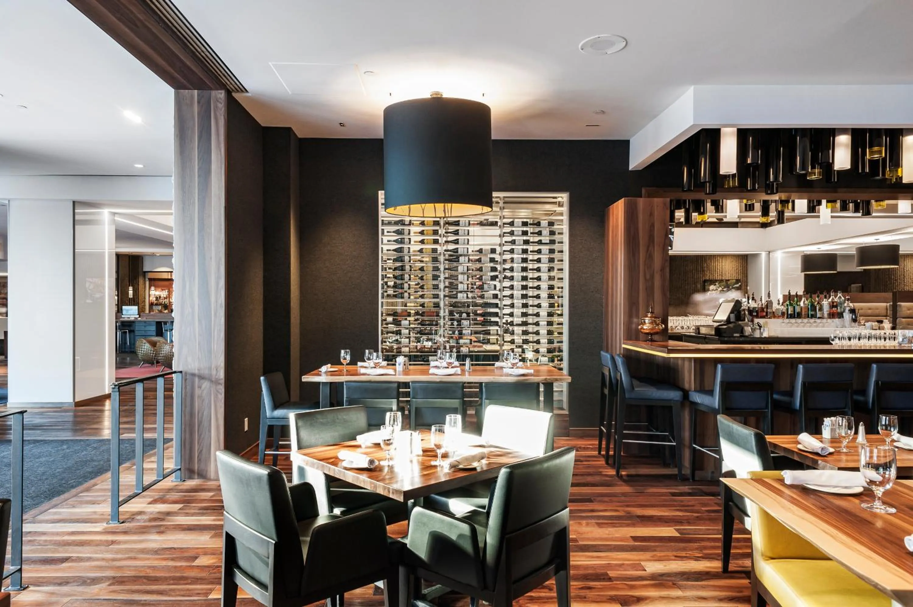 Lunch in Hotel Bonaventure Montreal