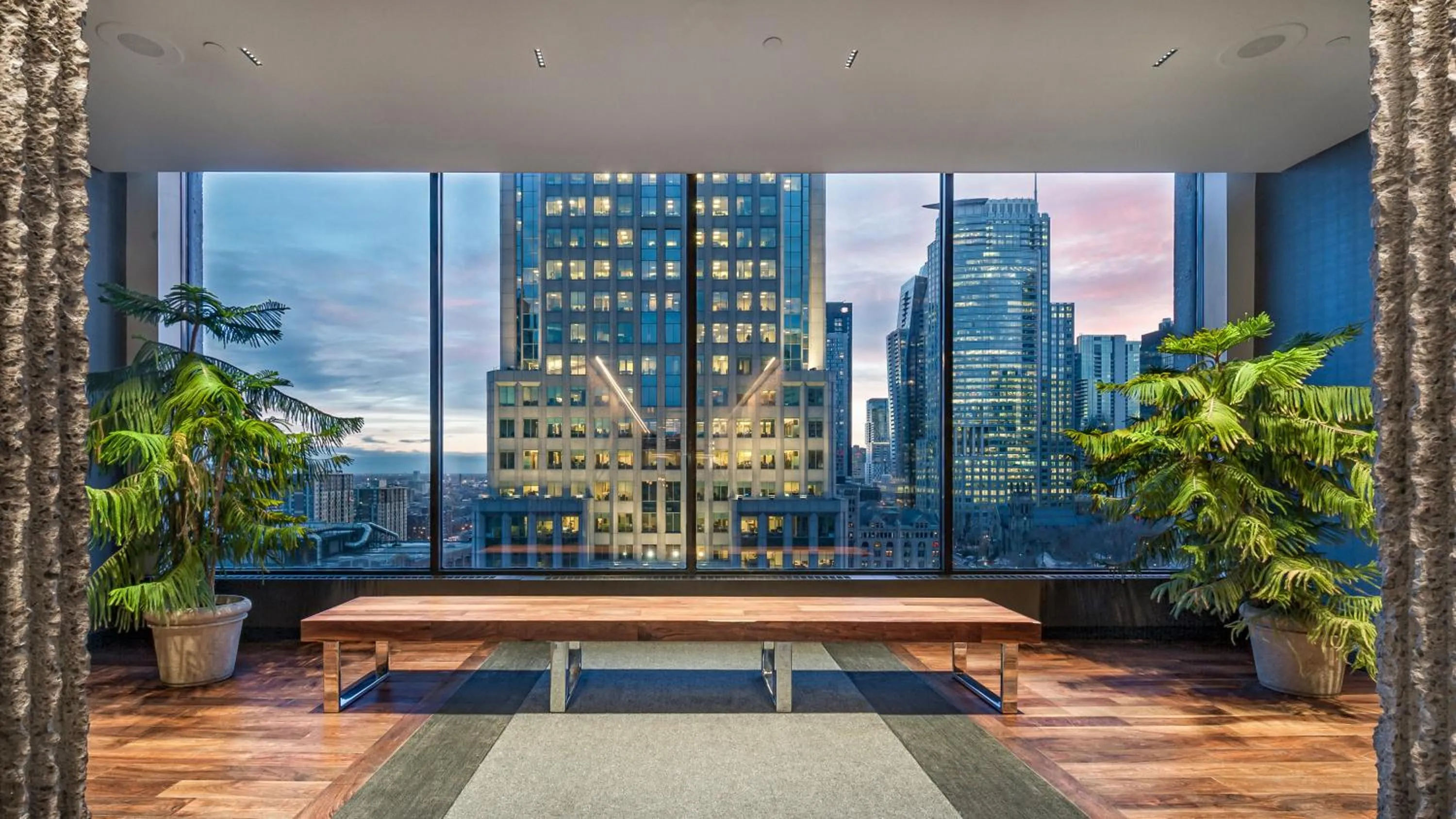 City view in Hotel Bonaventure Montreal
