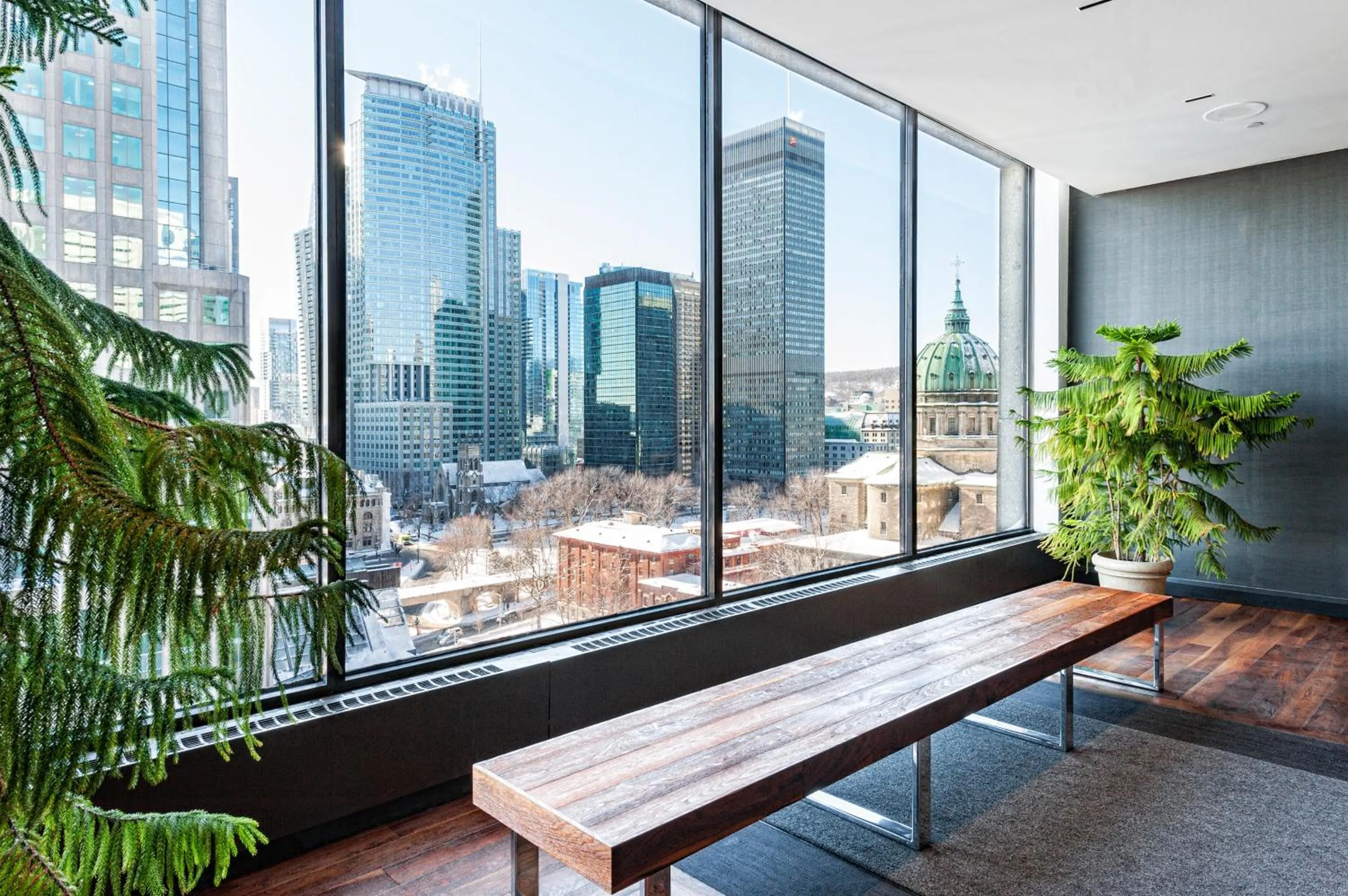 City view in Hotel Bonaventure Montreal