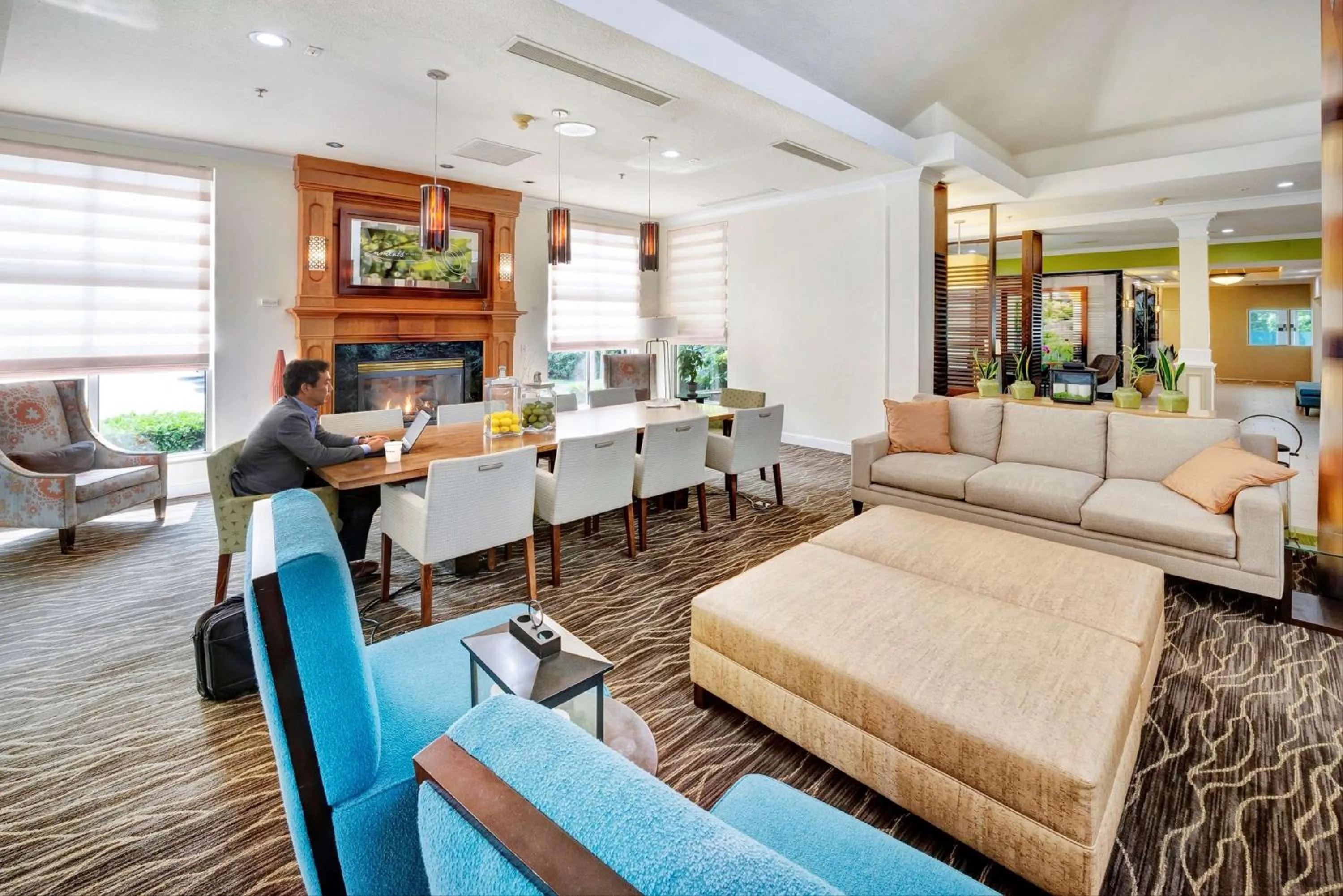 Lobby or reception in Hilton Garden Inn Portland Airport