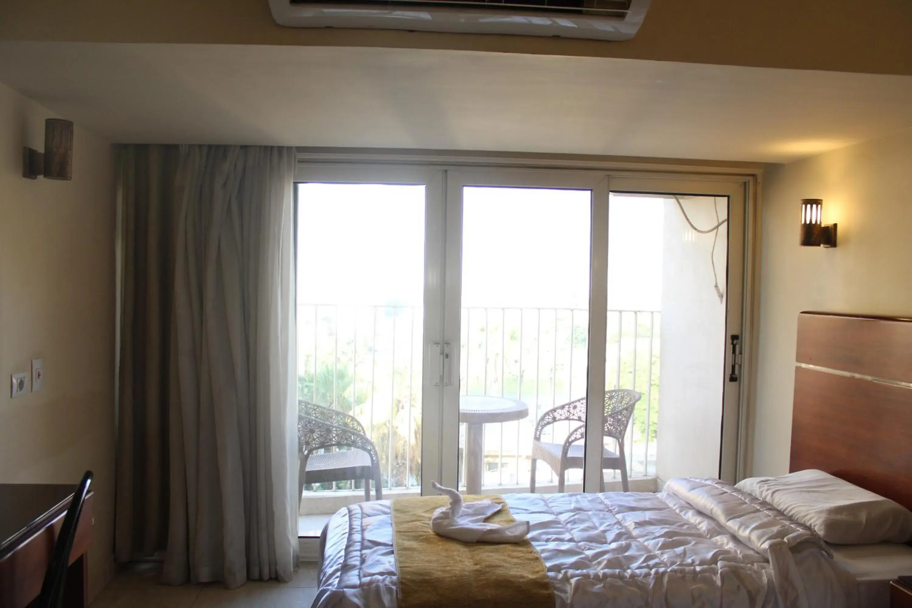 Deluxe Double or Twin Room with River View in Pharaohs Hotel Deluxe Double or Twin Room with River View in Pharaohs Hotel