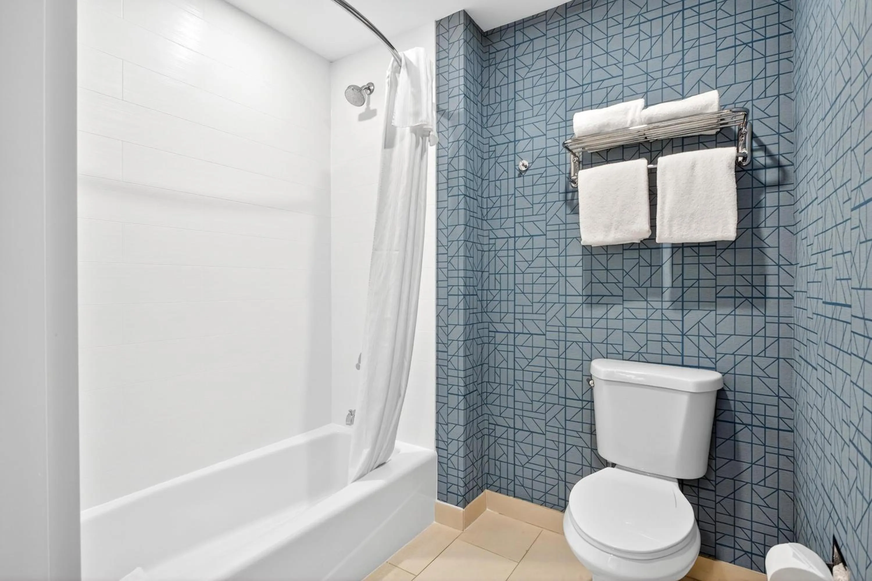 Bathroom in Homewood Suites by Hilton Carlsbad-North San Diego County