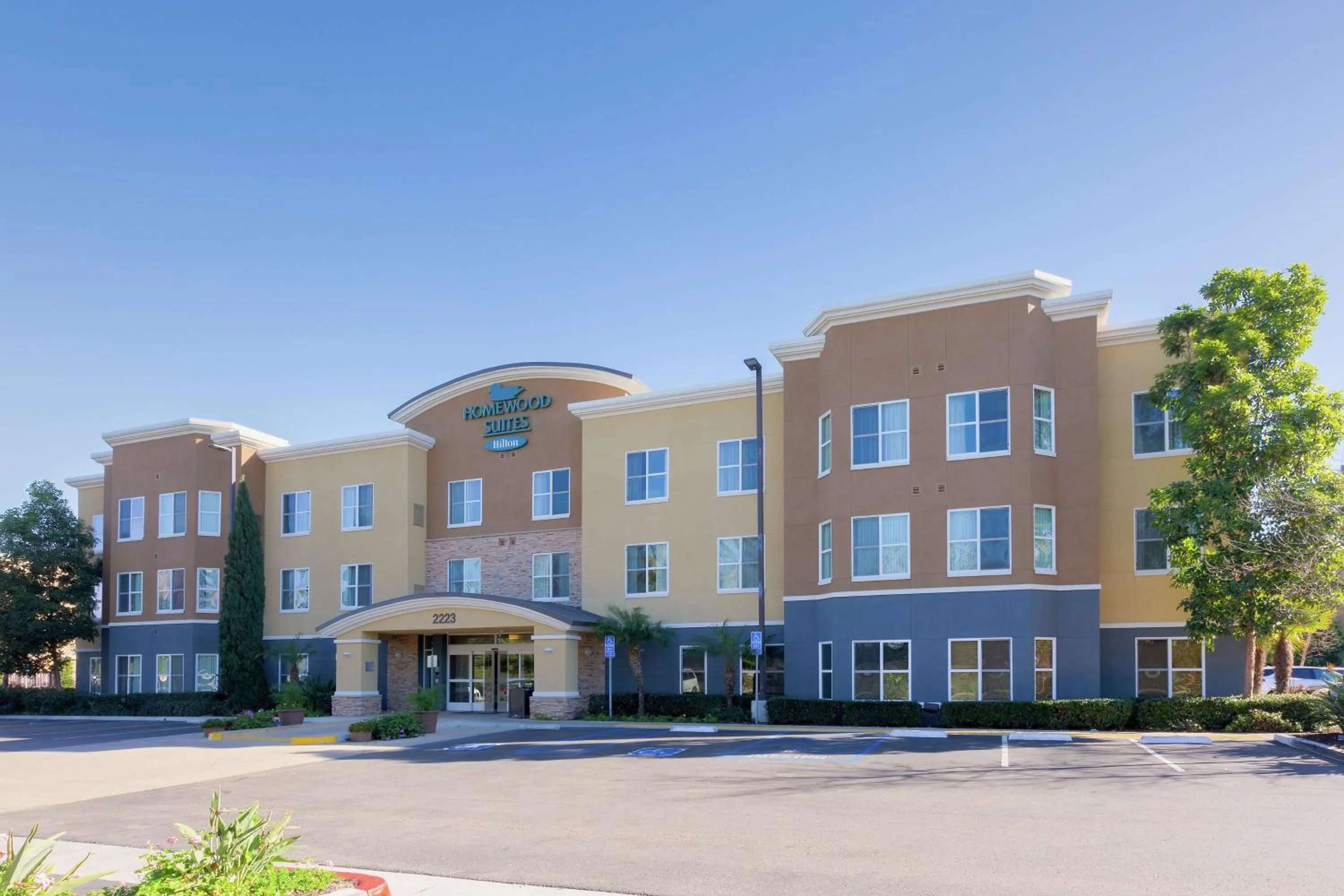 Property building in Homewood Suites by Hilton Carlsbad-North San Diego County