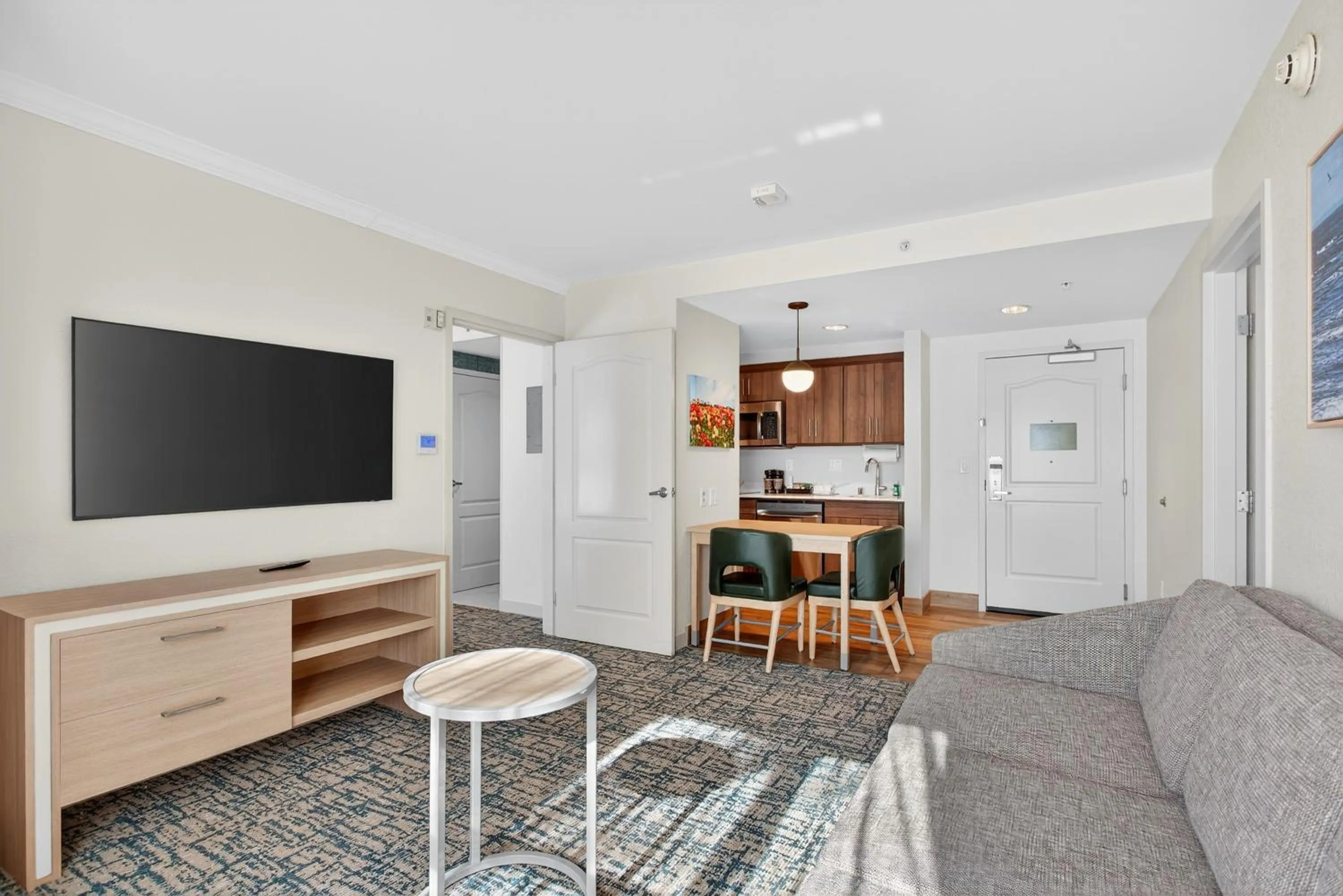 Living room in Homewood Suites by Hilton Carlsbad-North San Diego County