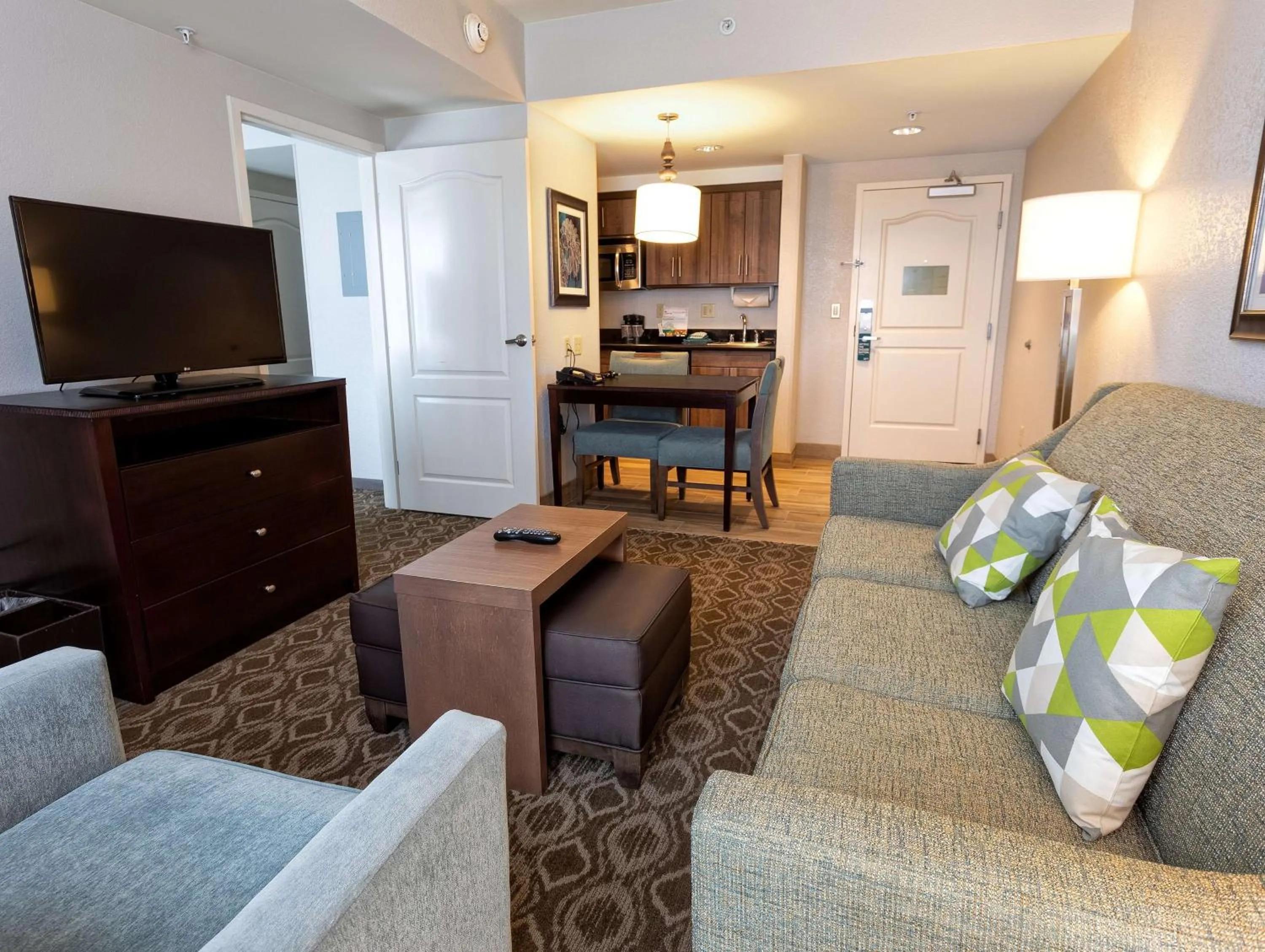 Queen Suite with Two Queen Beds - Mobility Access/Non-Smoking in Homewood Suites by Hilton Carlsbad-North San Diego County