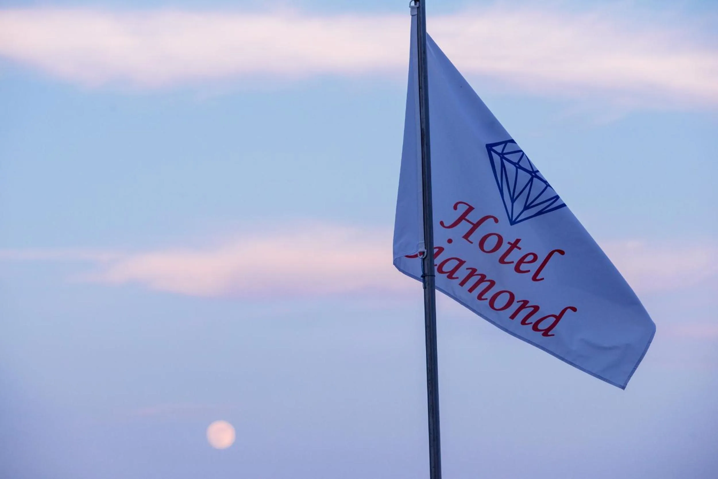 Property logo or sign in Hotel Diamond