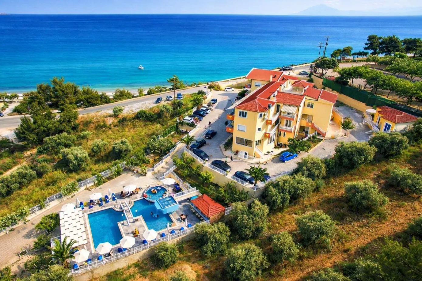 Property building in Hotel Diamond