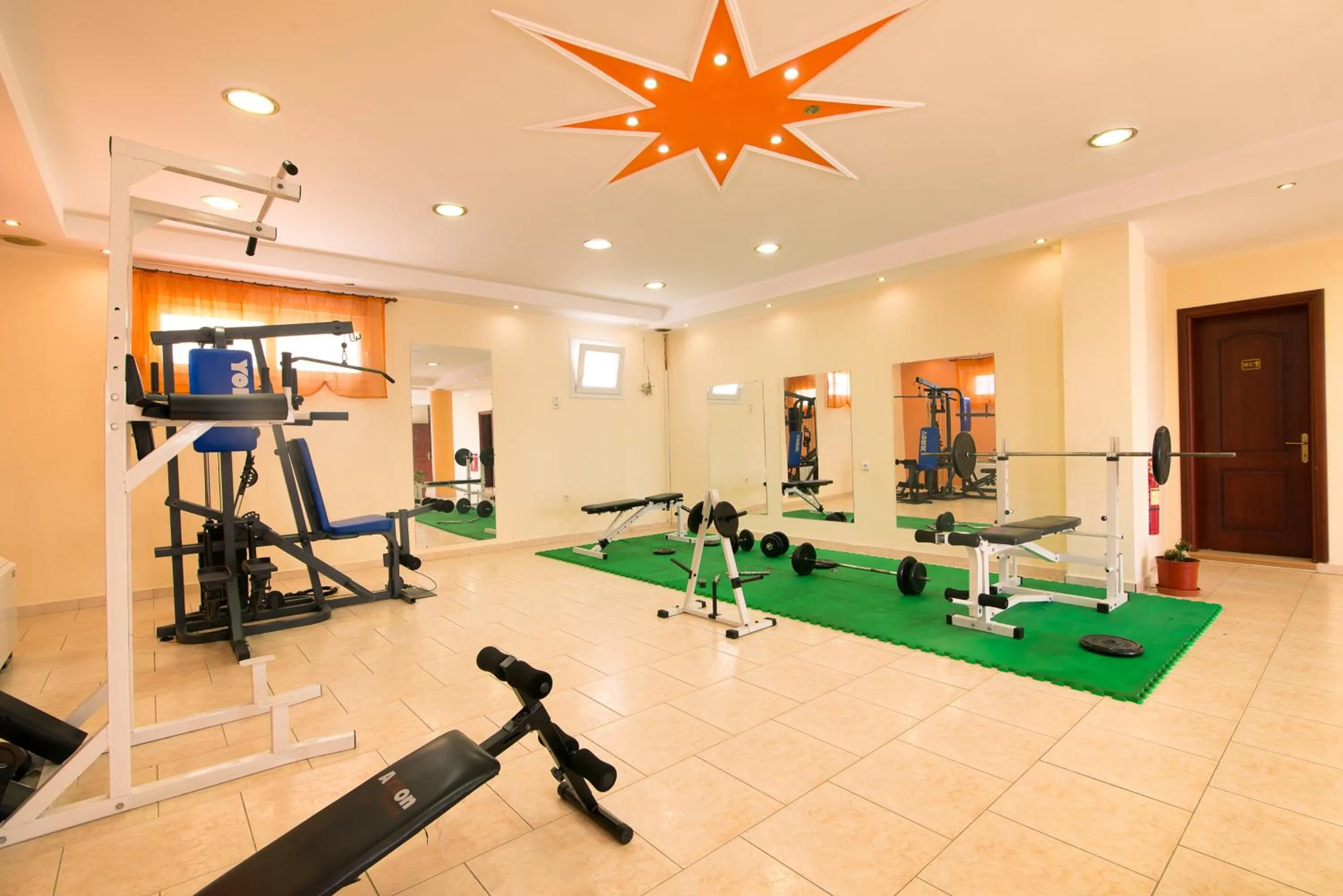 Fitness centre/facilities in Hotel Diamond