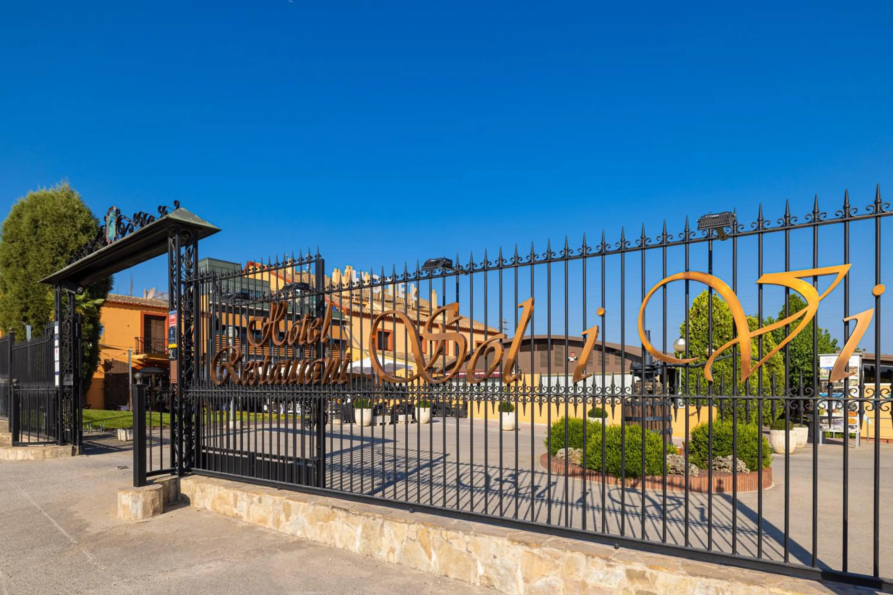 Facade/entrance in Hotel Restaurant Sol i Vi