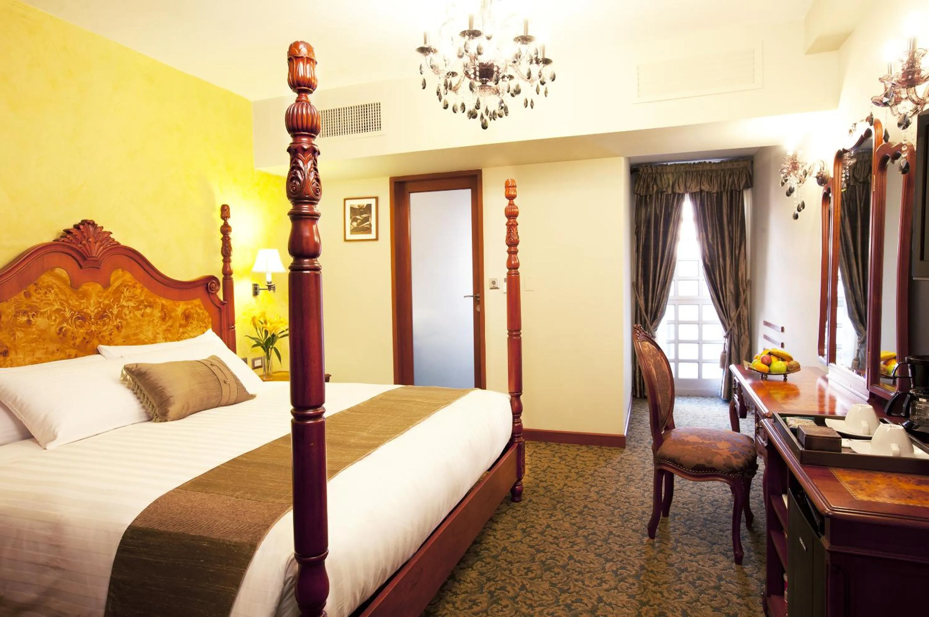 Bedroom, Bed in Aranwa Cusco Boutique Hotel