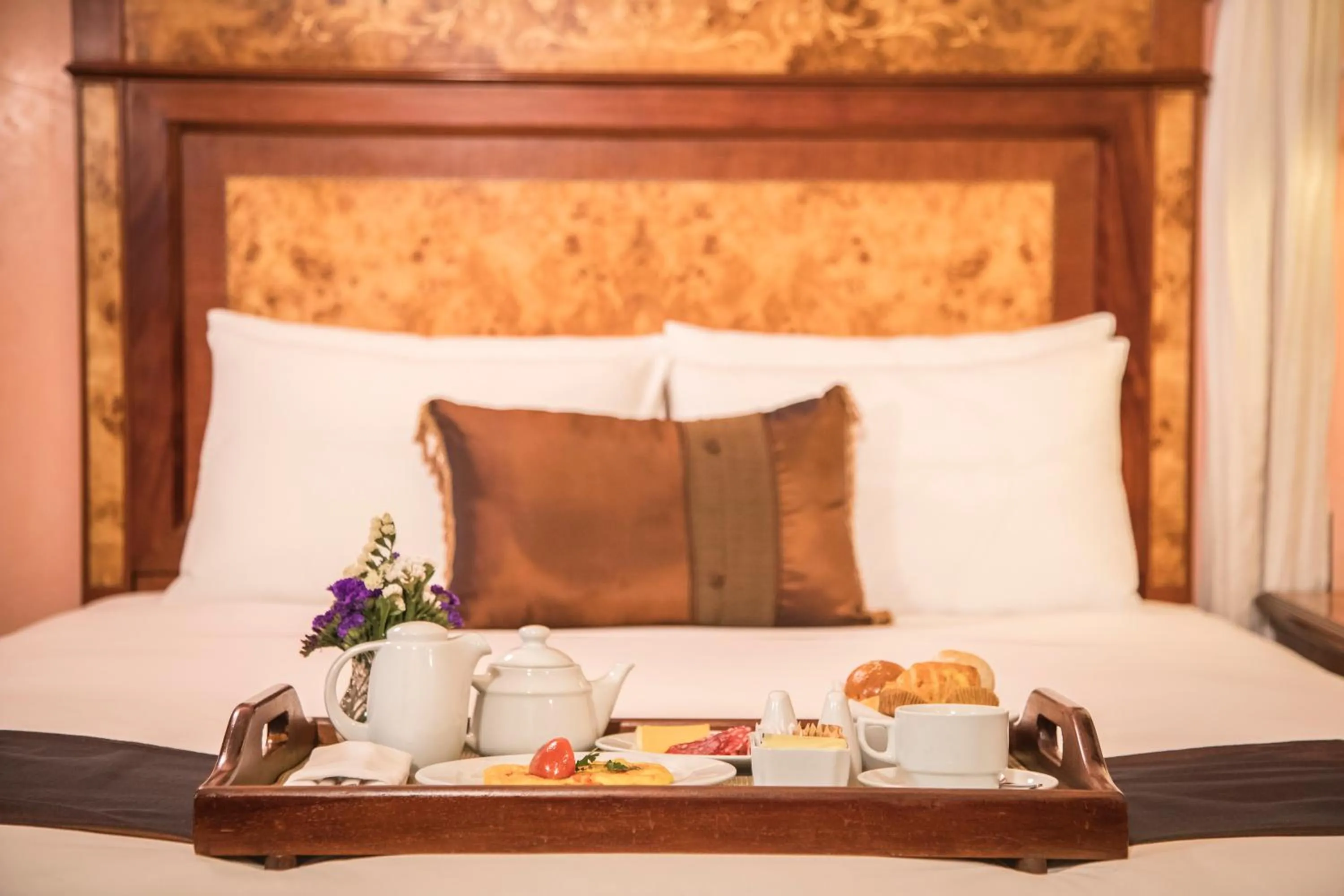 Bed in Aranwa Cusco Boutique Hotel