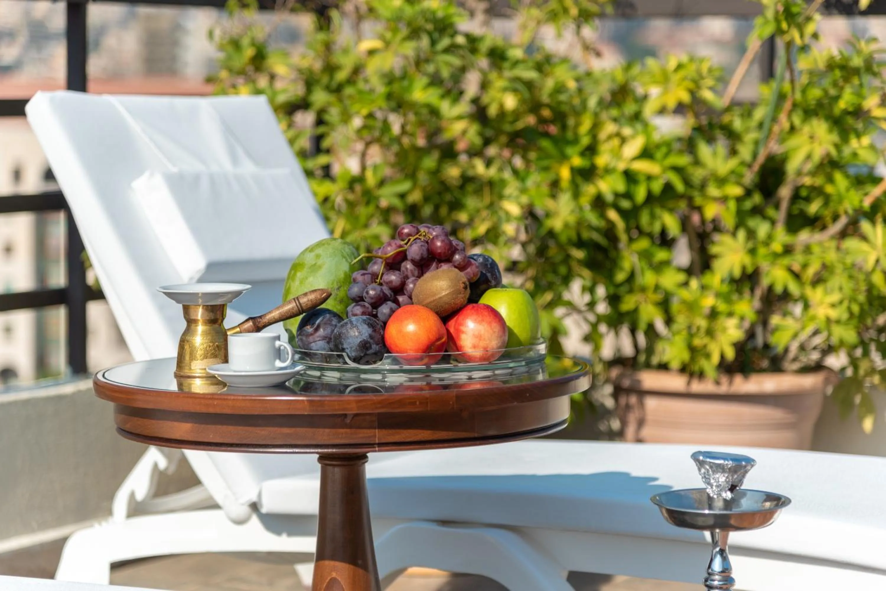 Food and drinks in Madisson Hotel