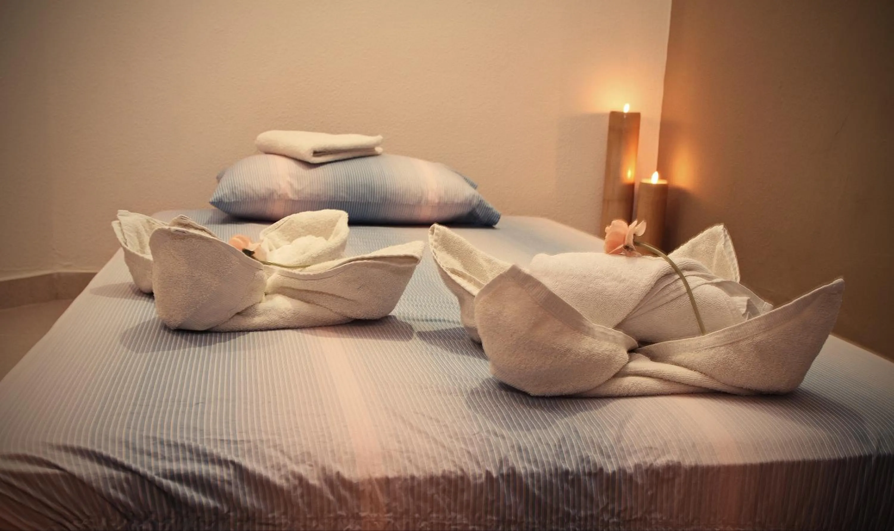 Massage, Bed in Madisson Hotel