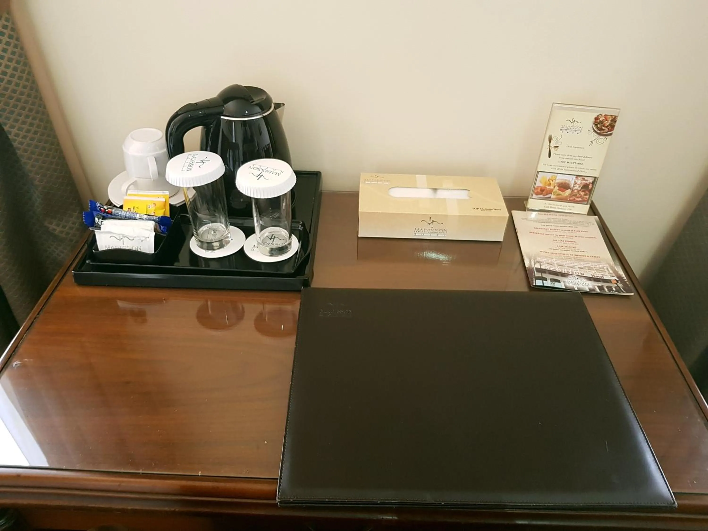 Coffee/tea facilities in Madisson Hotel