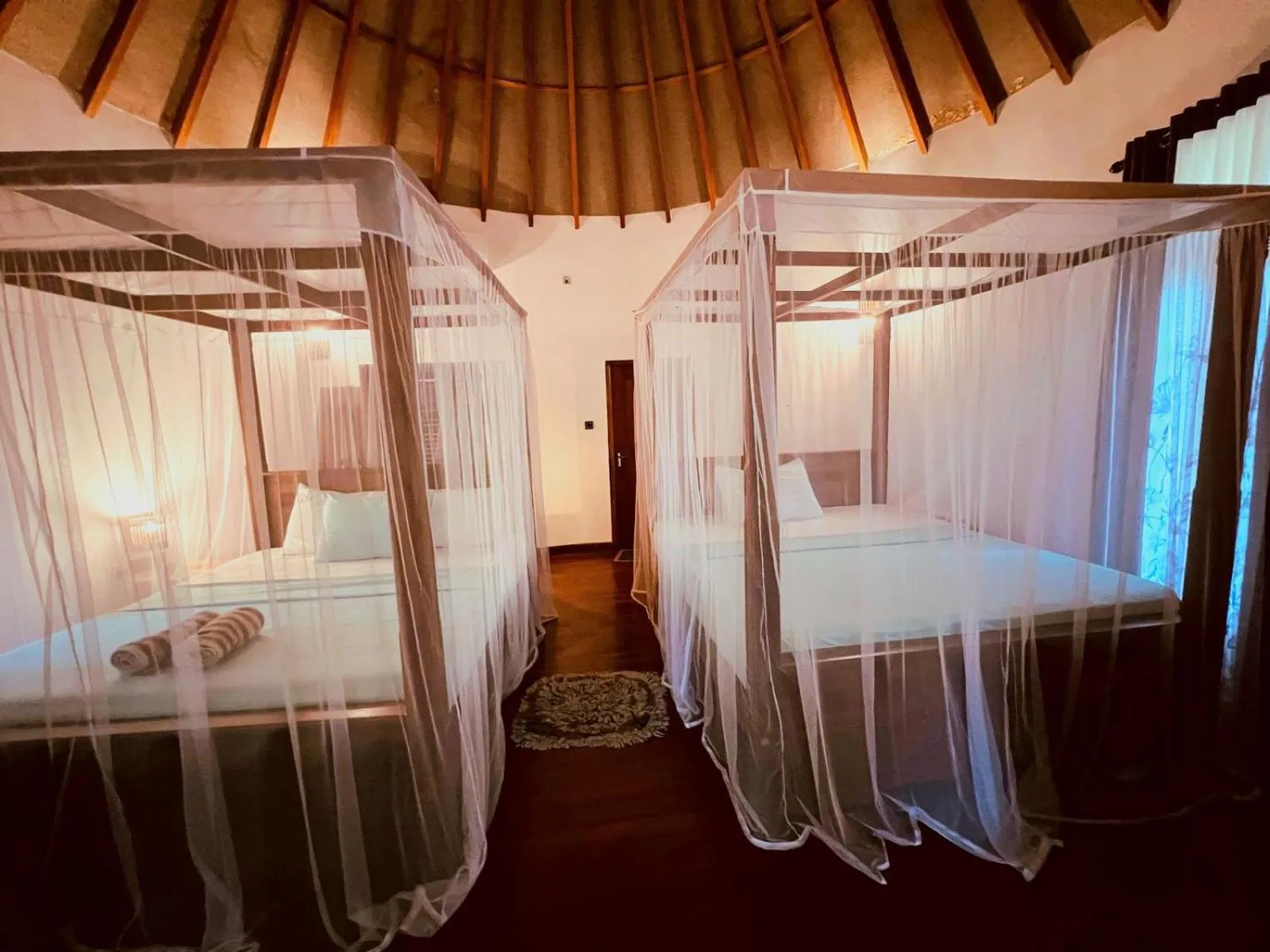 Bed in Turtle Watch Cabana