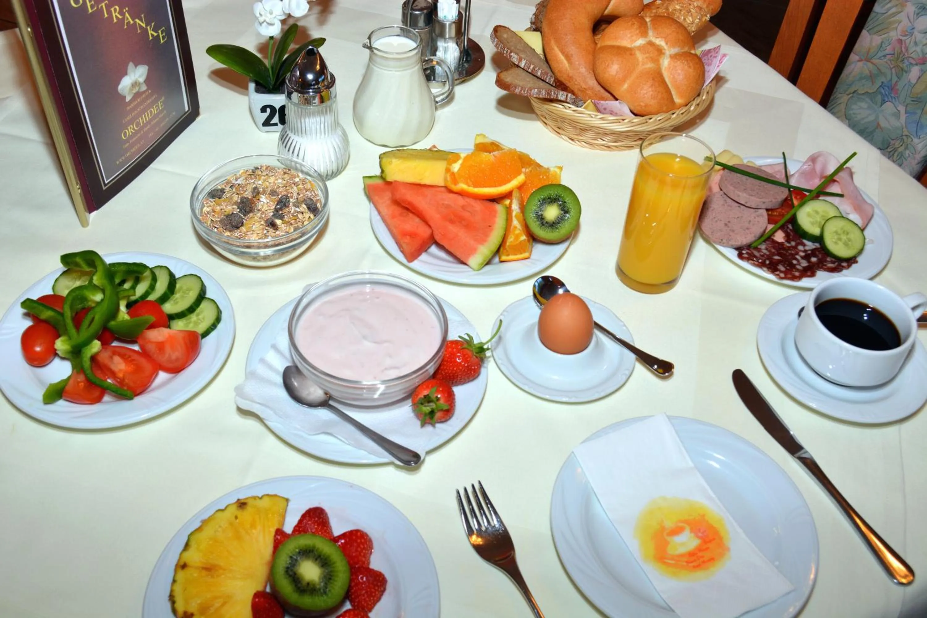 Buffet breakfast in Strandhotel Orchidee