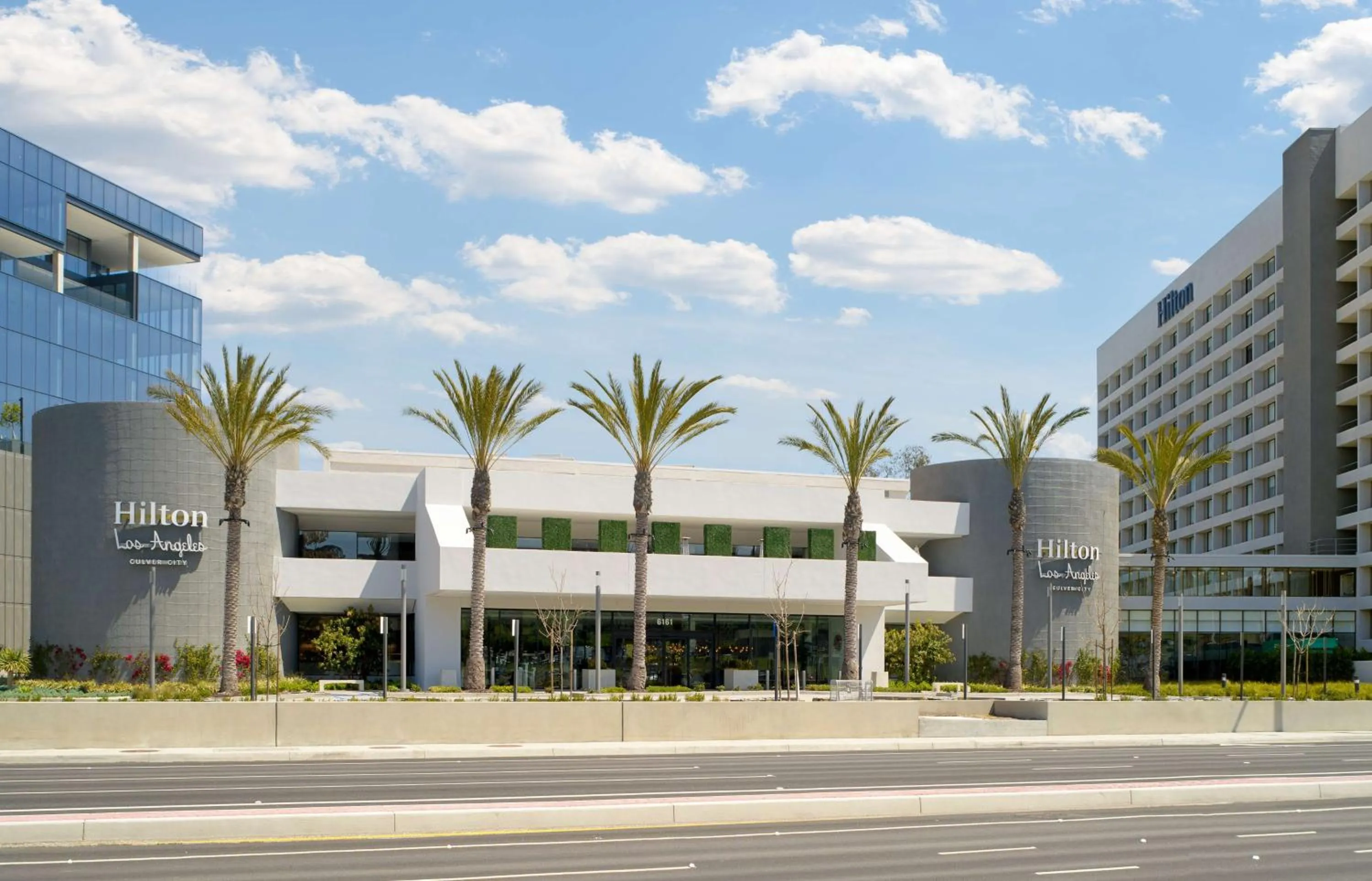Property building in Hilton Los Angeles-Culver City, CA